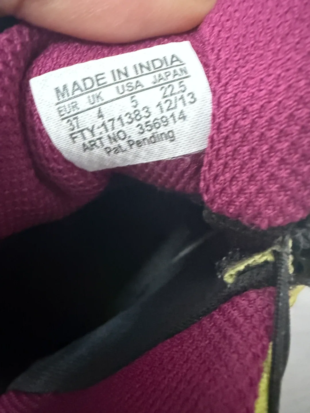 Salomon Trail Running Shoes - Women's US 5 image indicator(4)