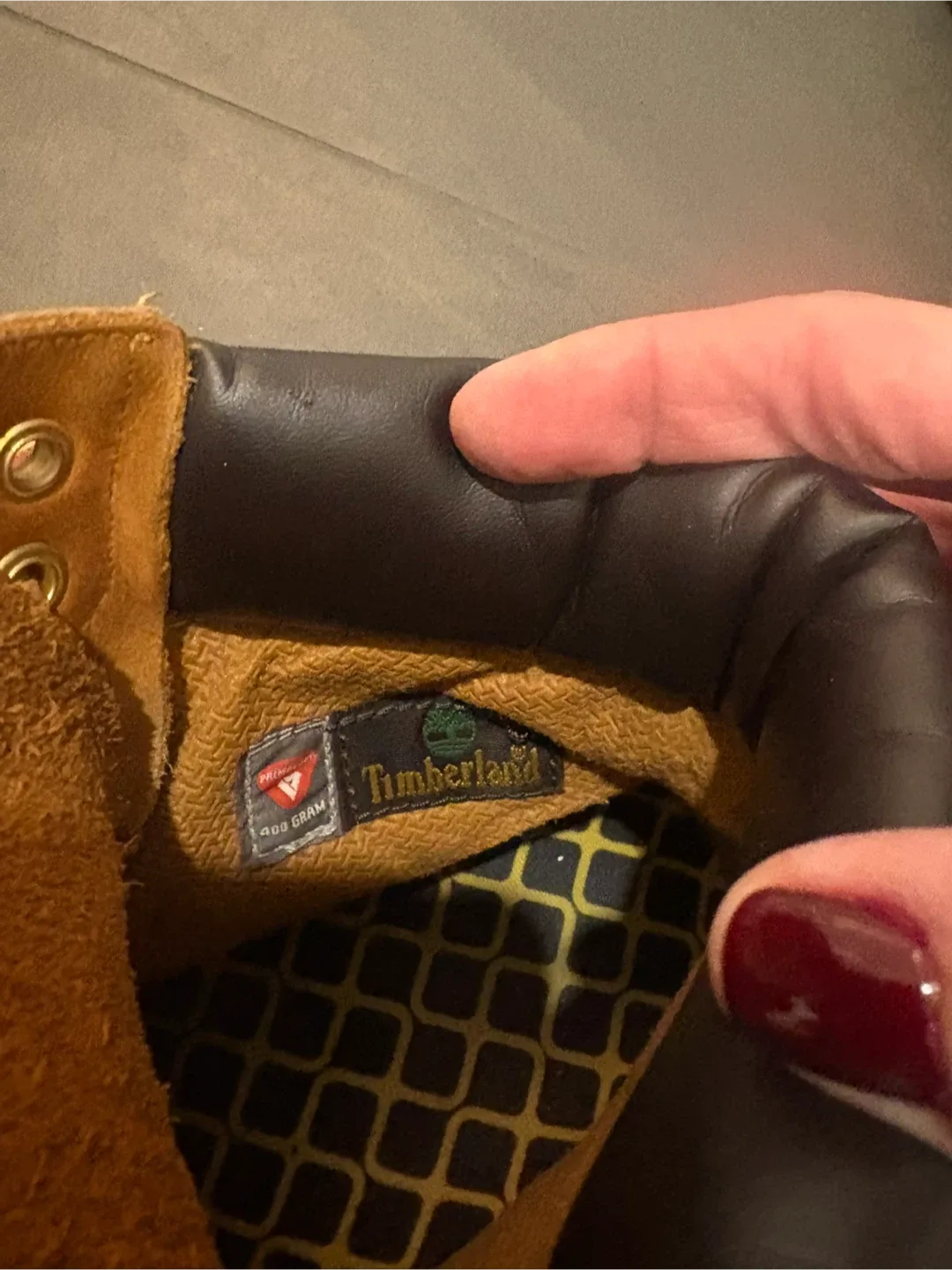 Timberland Classic Boots - Size 8.5 image indicator(2)