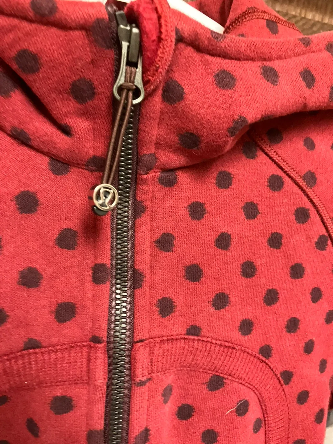 Lululemon Scuba Hoodie - Size 6 - Maroon & Polka Dot image indicator(4)