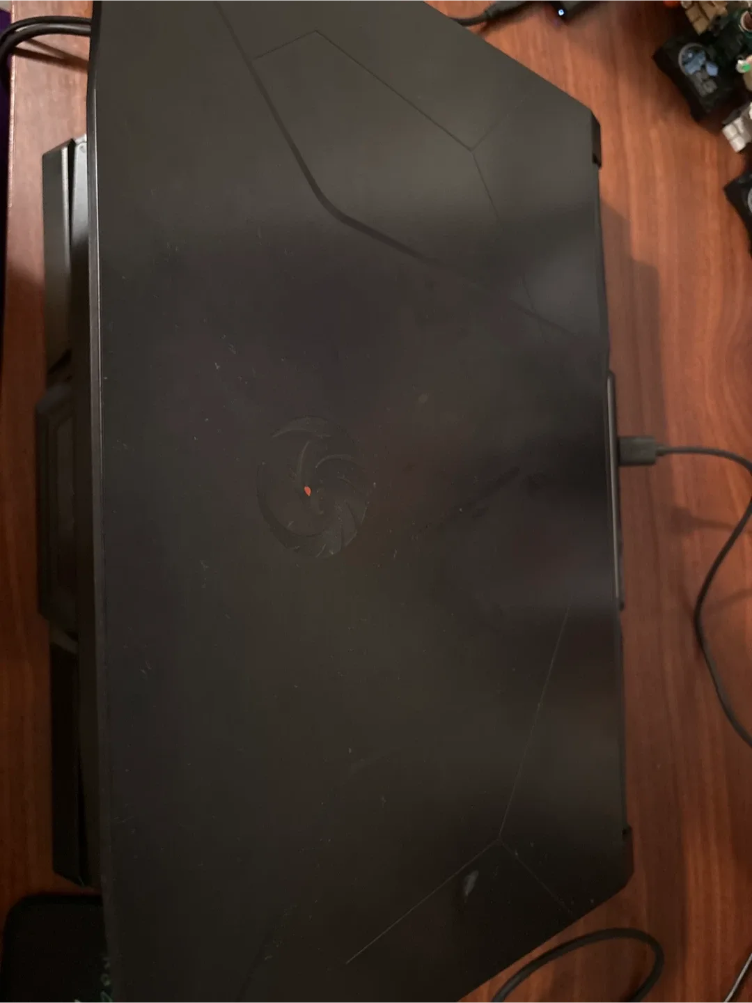 MSI Bravo 15 C7V Gaming Laptop image indicator(2)