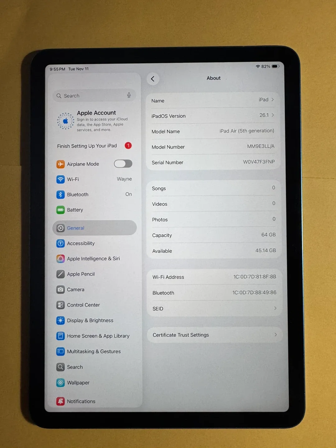 Apple iPad Air (5th generation) 64GB image indicator(4)