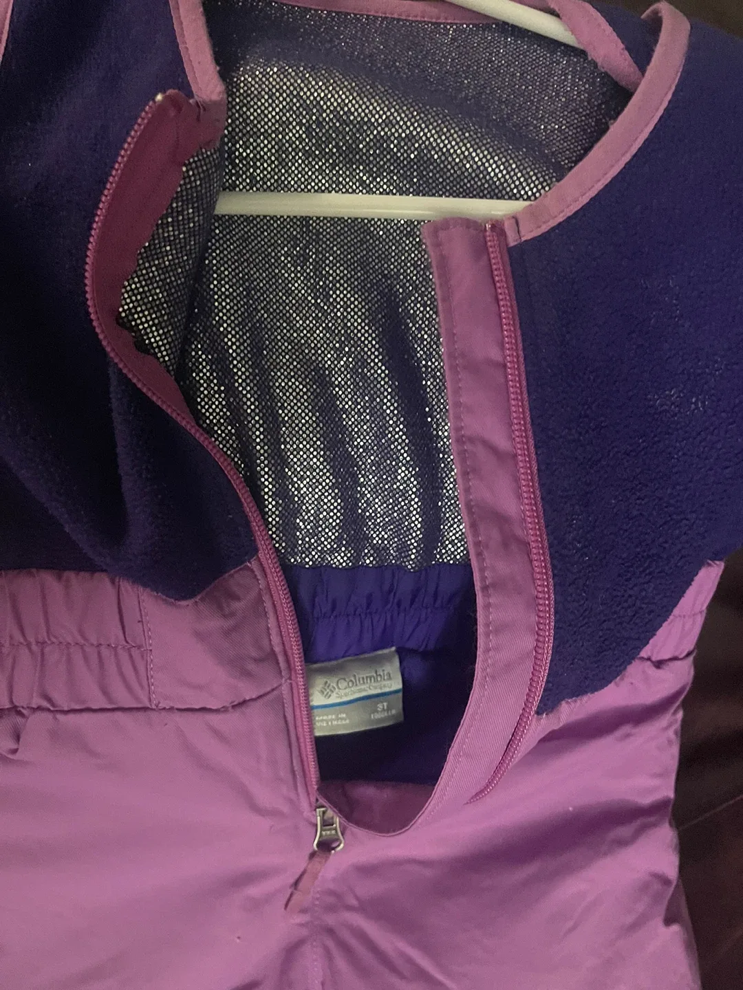 Columbia Snowsuit - Size 3T image indicator(3)