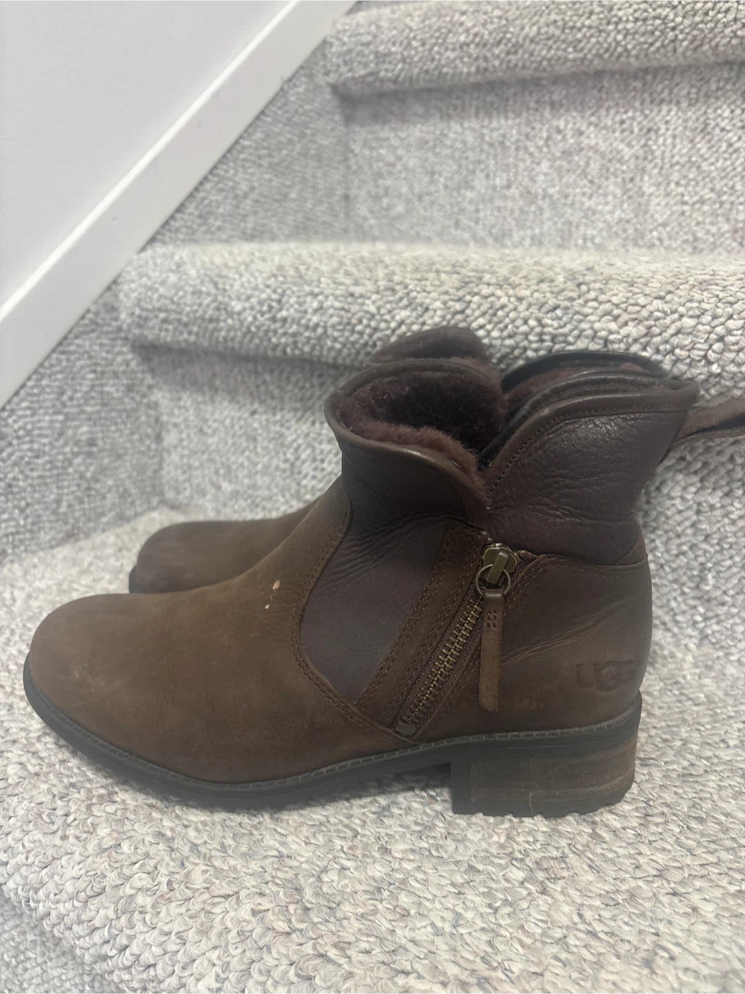 UGG Brown Leather Ankle Boots - Size. 7