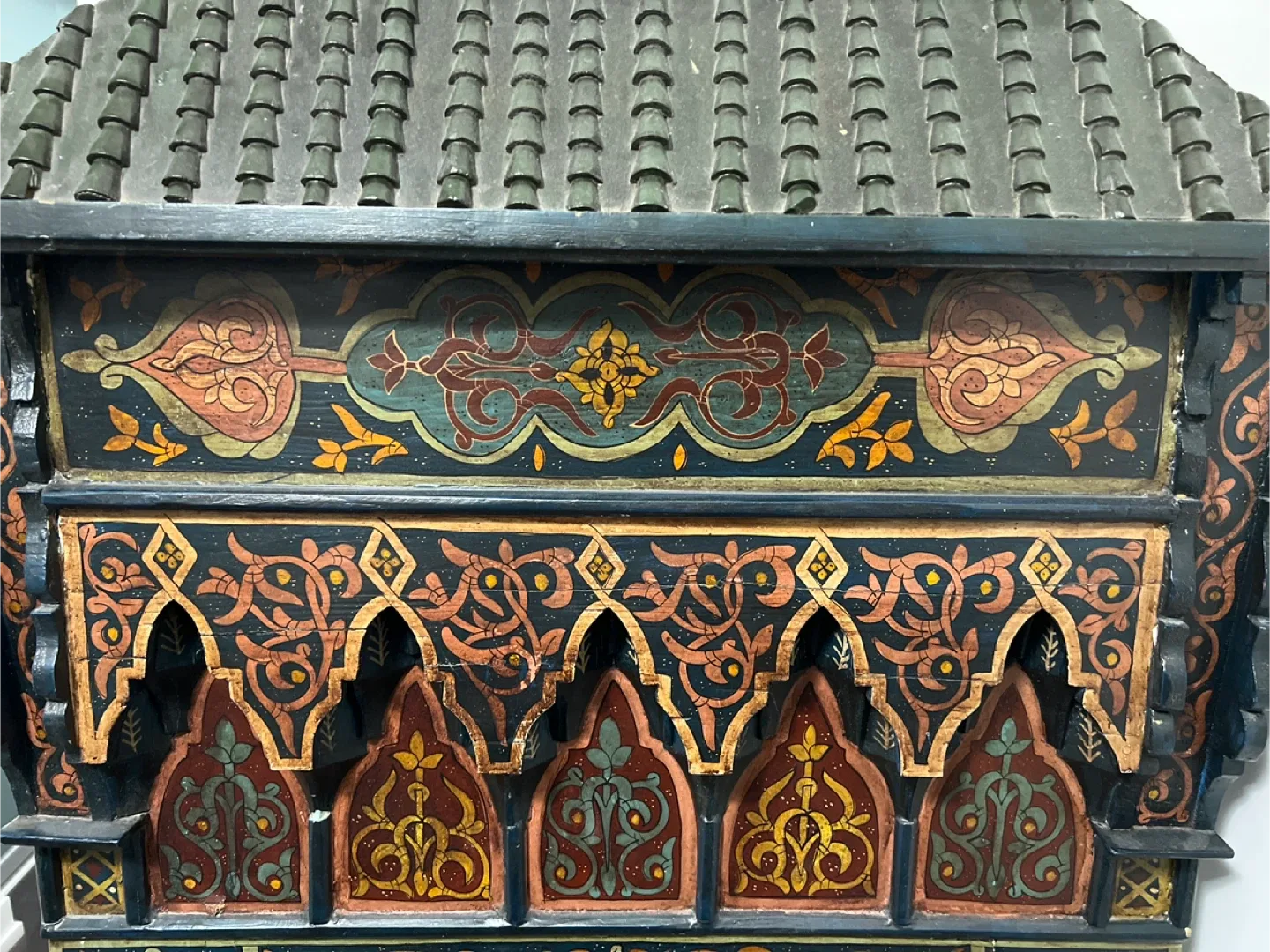 Ornate Moroccan Decorative Mirror image indicator(2)