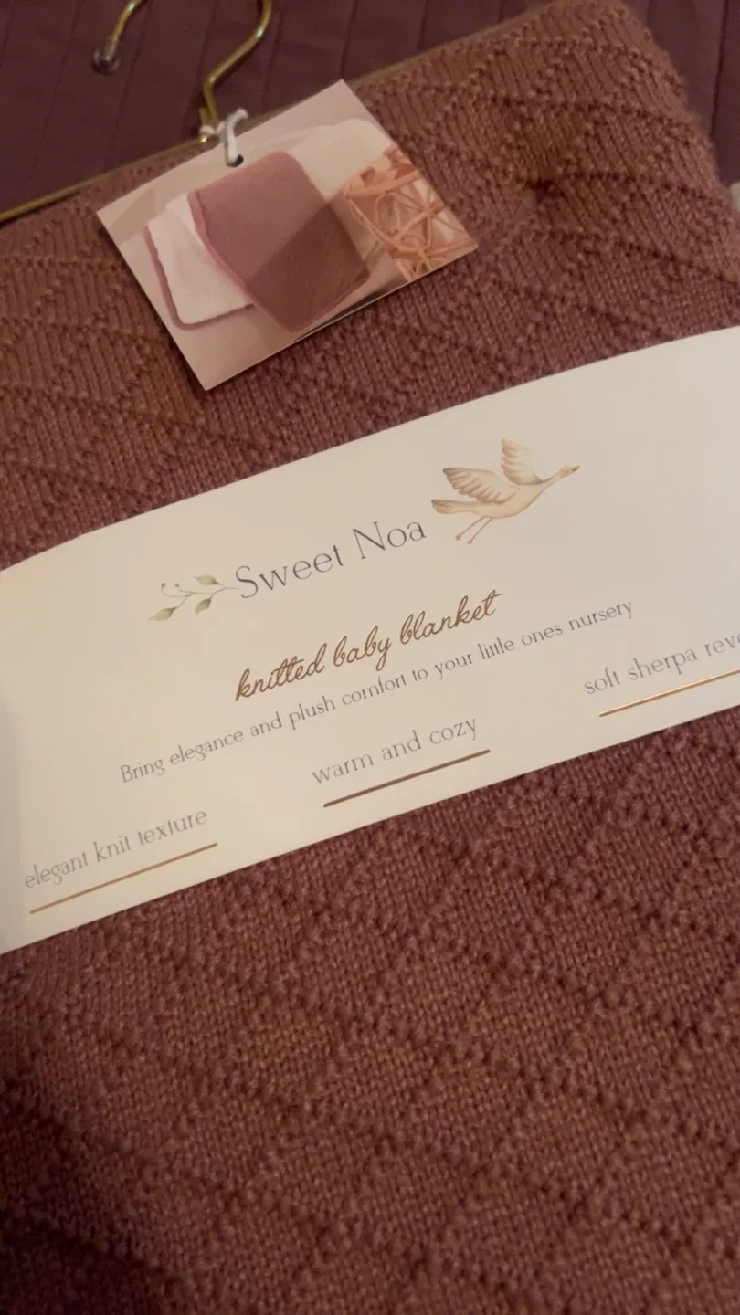 Sweet Noa Knitted Baby Blanket - New image indicator(2)