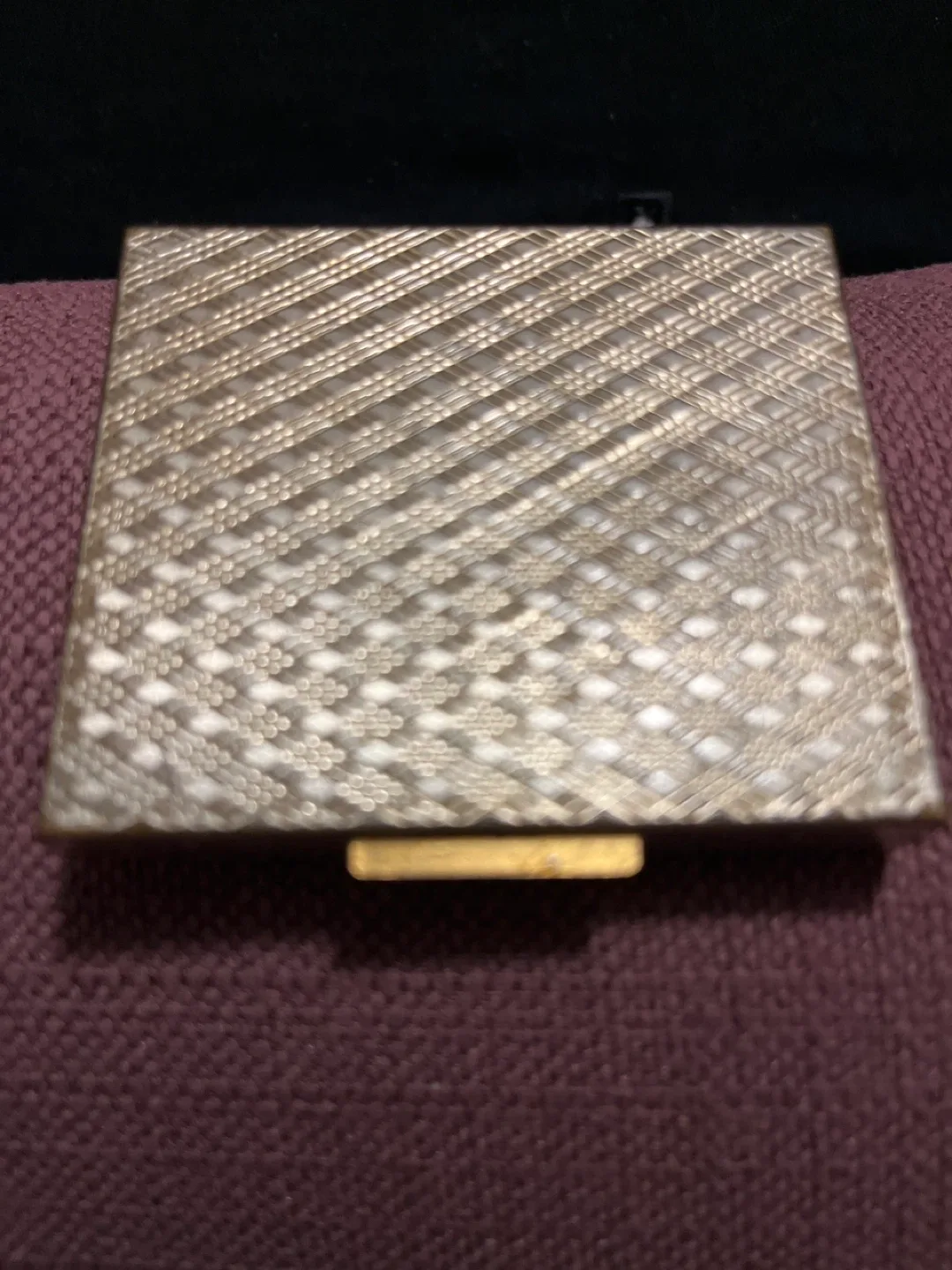 Vintage Silver & Gold Tone Compact image indicator(3)