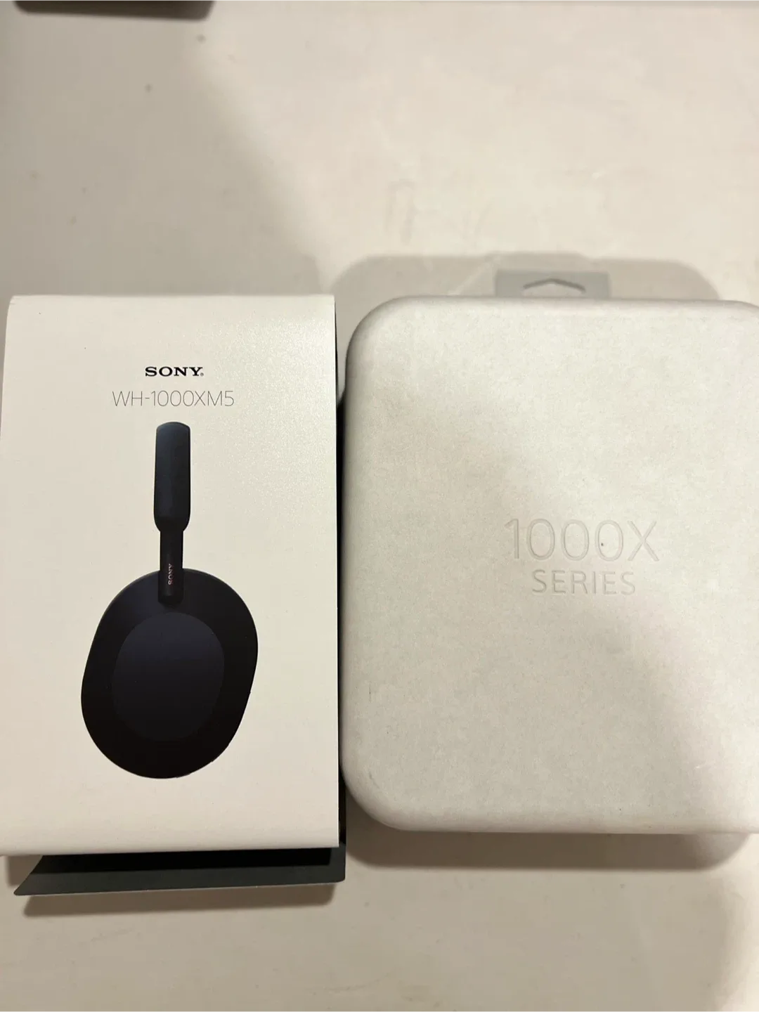 Sony WH-1000XM5 Open box ( Unused) image indicator(2)