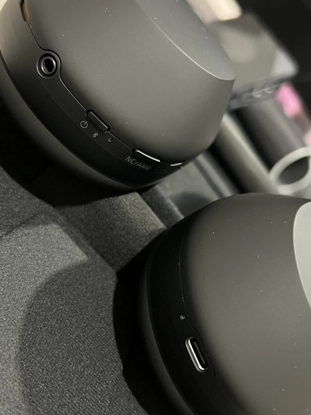 Sony WH-1000XM5 Open box ( Unused) image indicator(7)