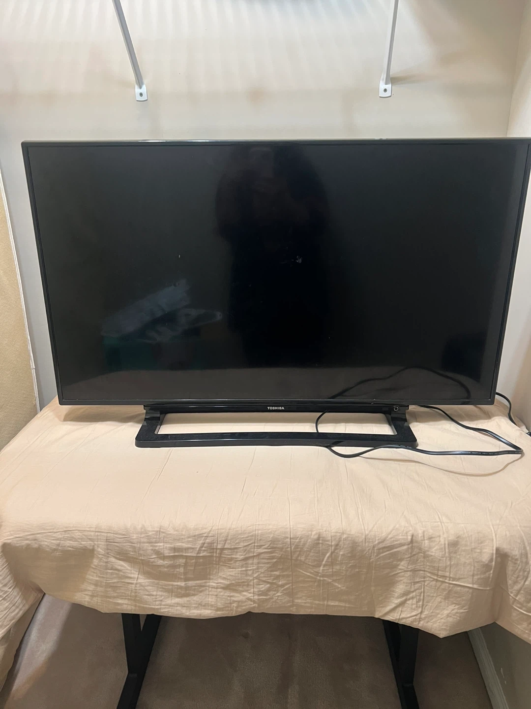 TV (not a smart TV)