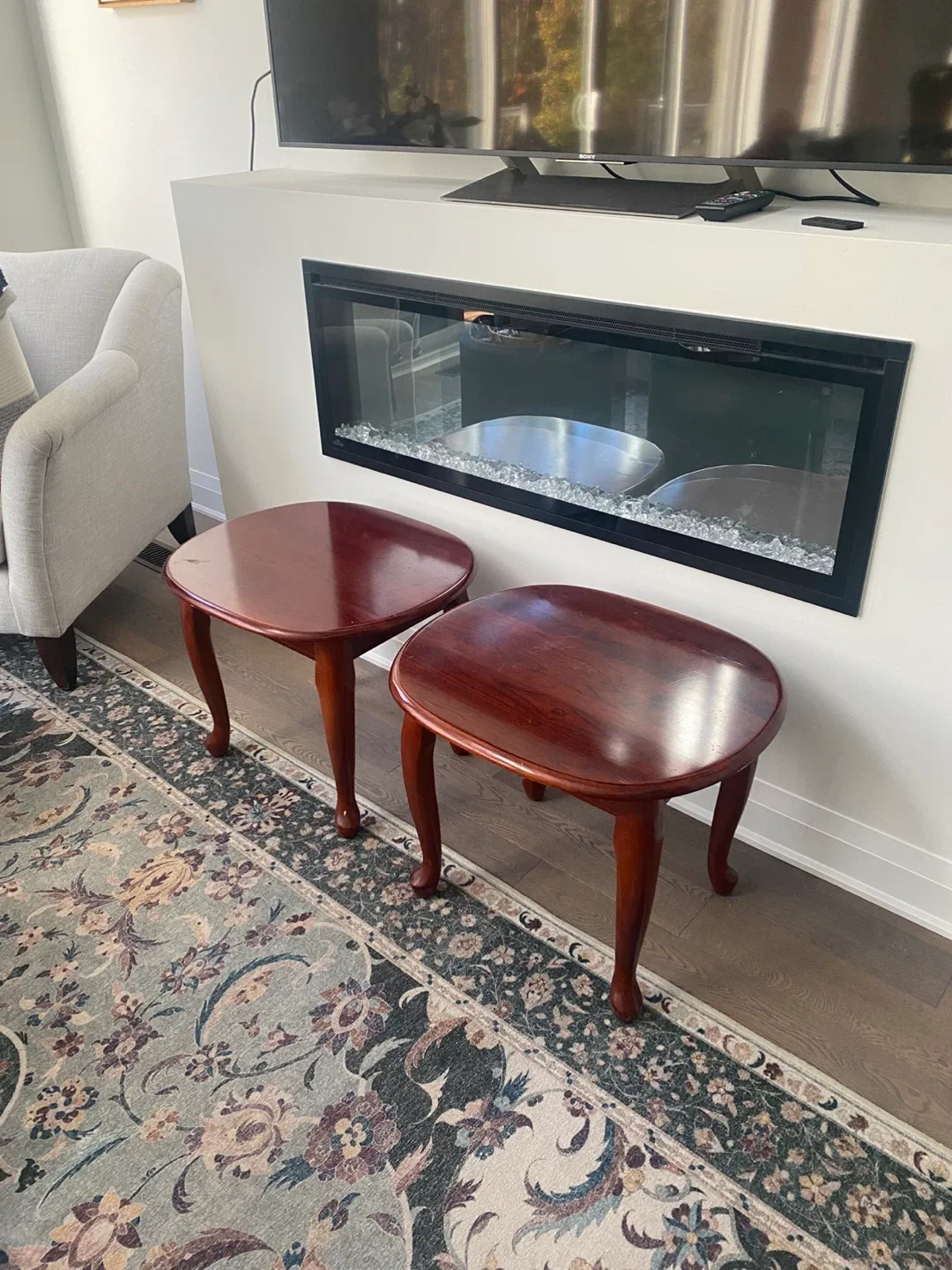 Wooden Side Tables - Set of 2 image indicator(4)