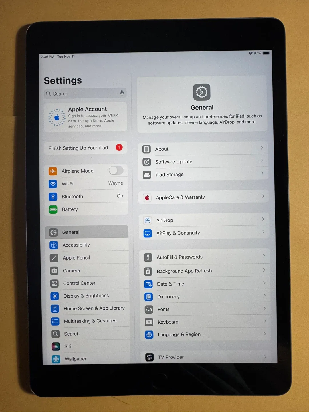 Apple iPad 9th Gen 64GB image indicator(3)