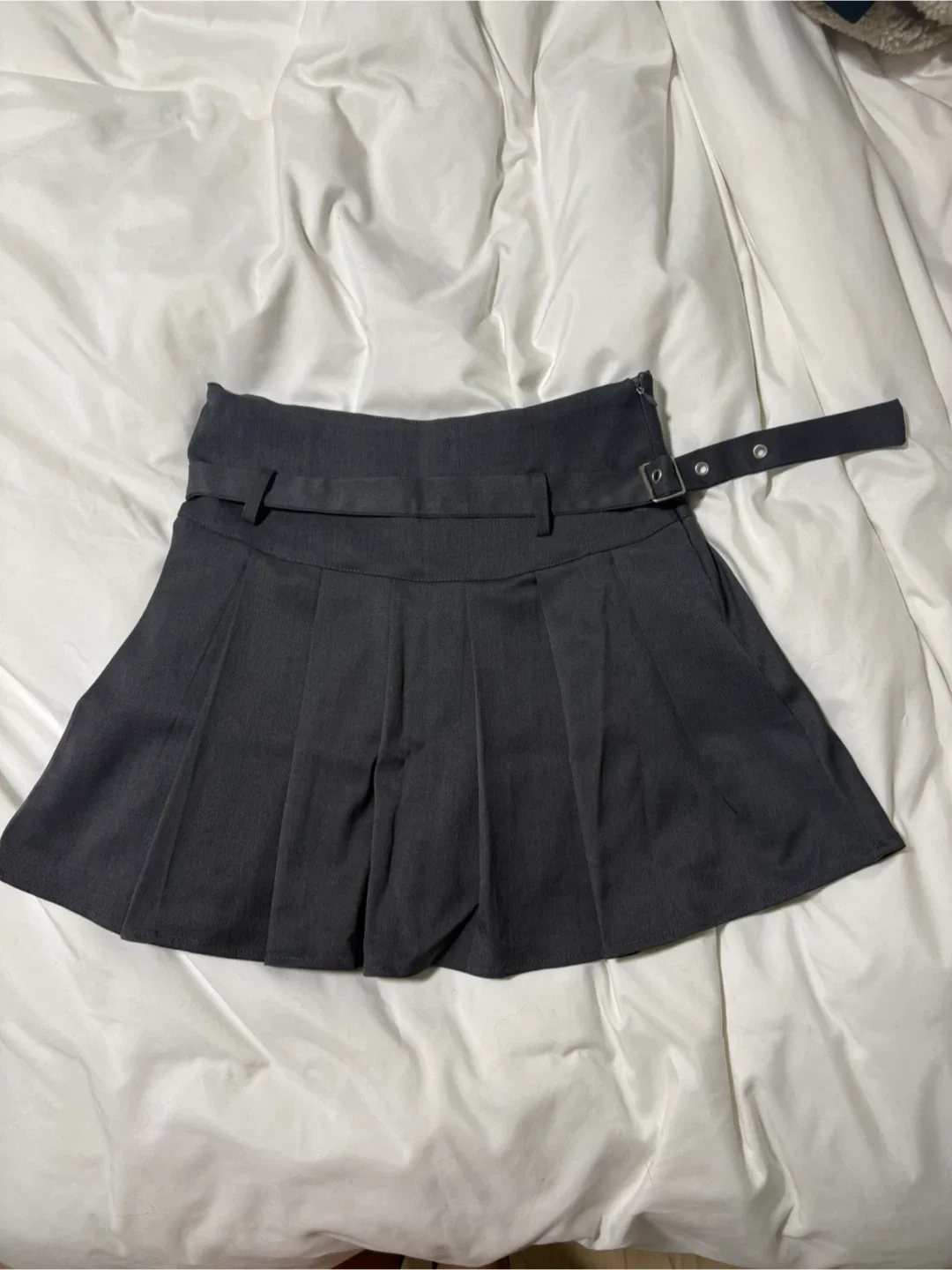 Grey Pleated Mini Skirt with Belt