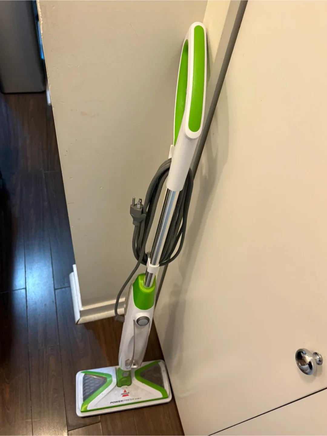 Bissell PowerFresh 2-in-1 Steam Mop image indicator(2)