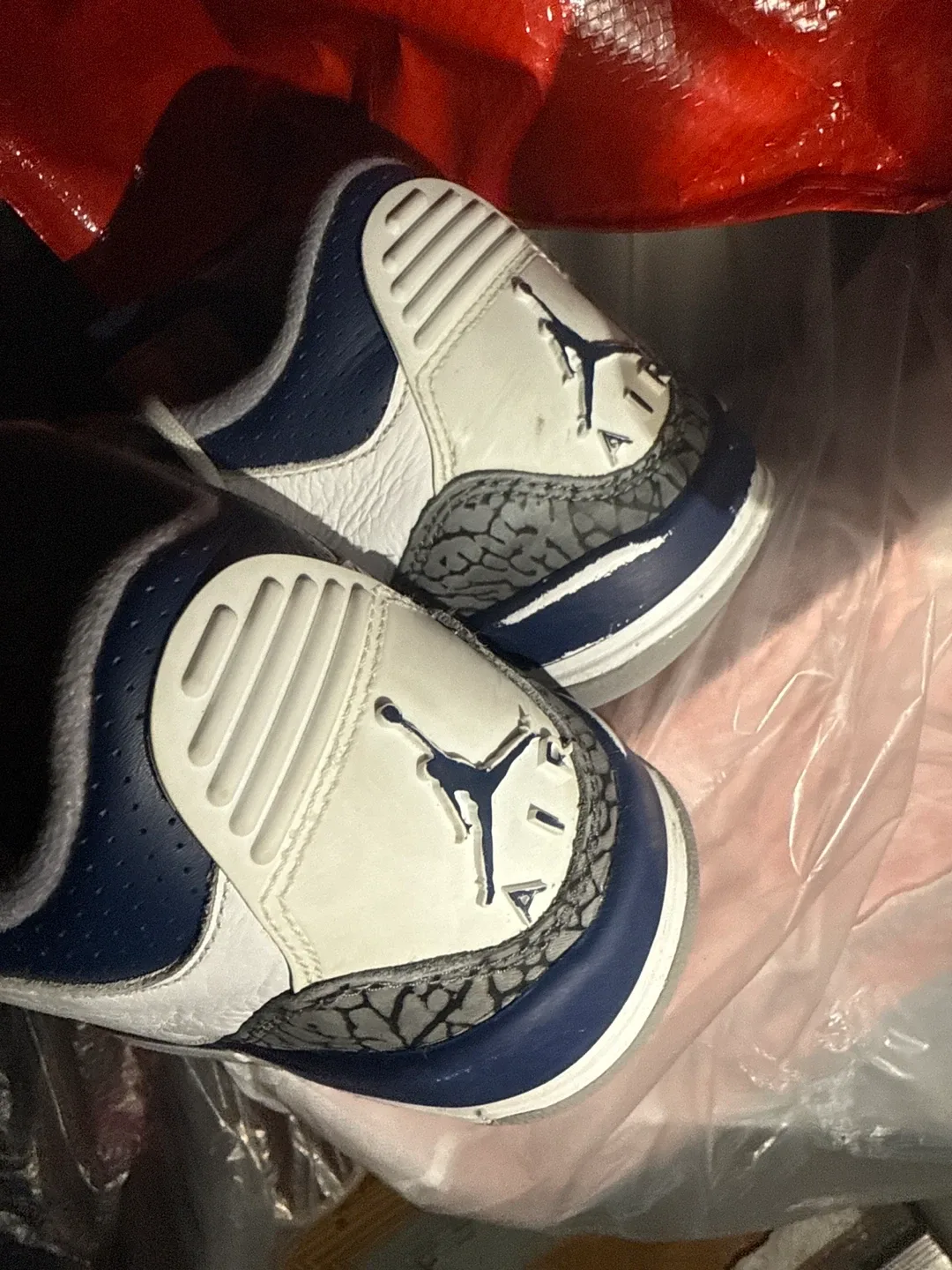 Size 3.5 Air Jordan 3 Retro White/Navy Size 3.5Y image indicator(5)