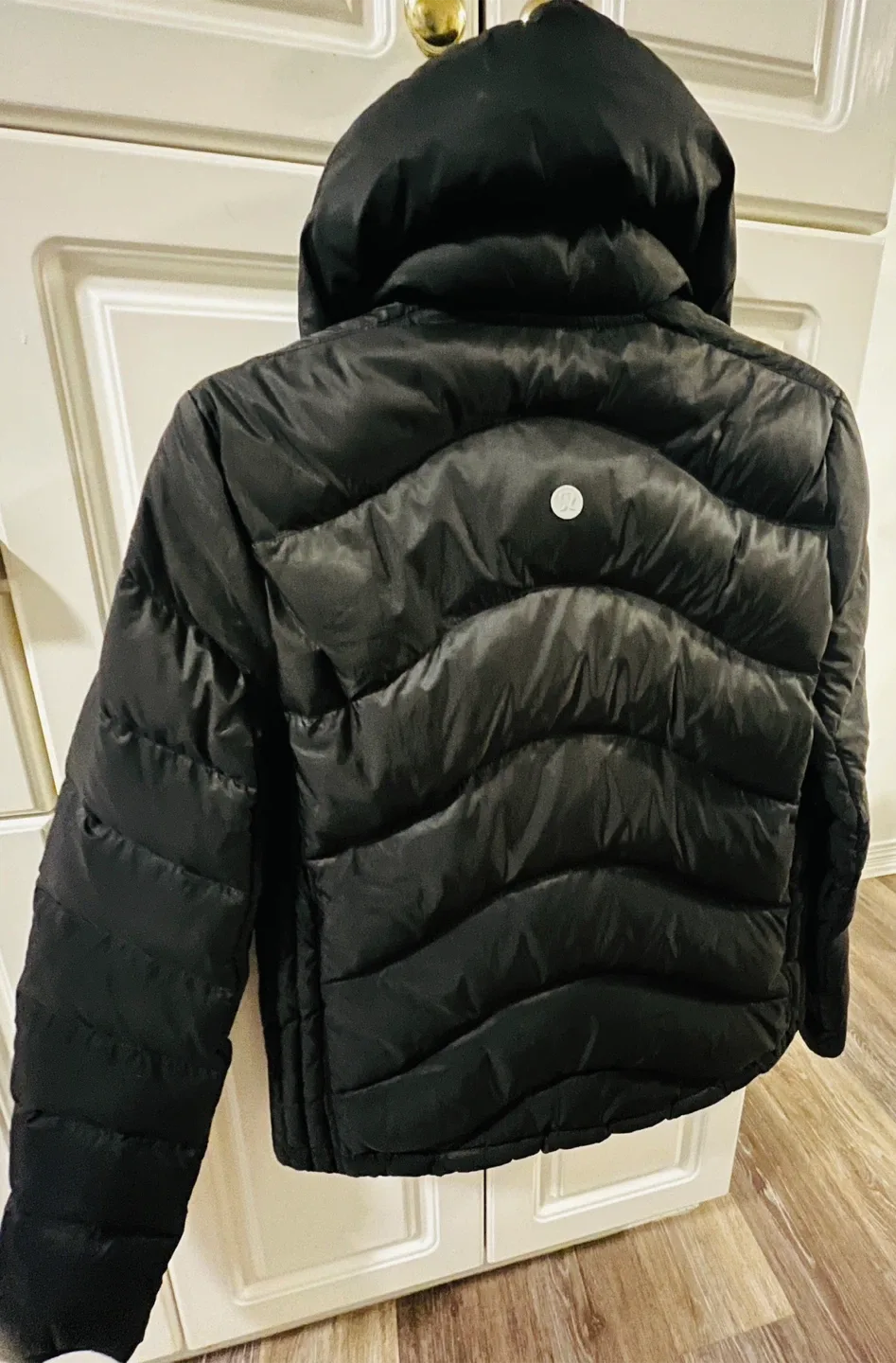 Lululemon Black Puffer Jacket image indicator(2)