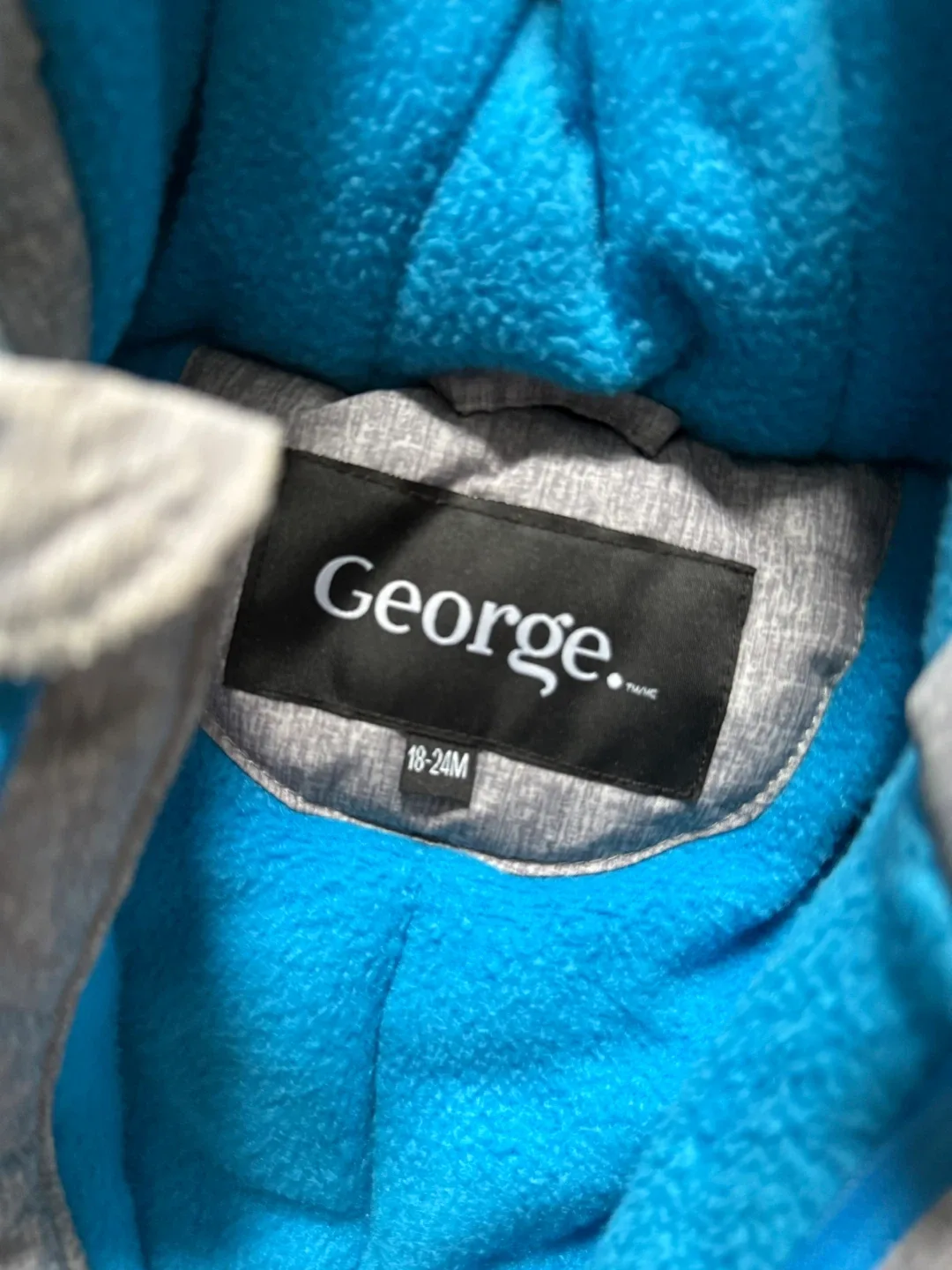 Boys snow suits image indicator(4)