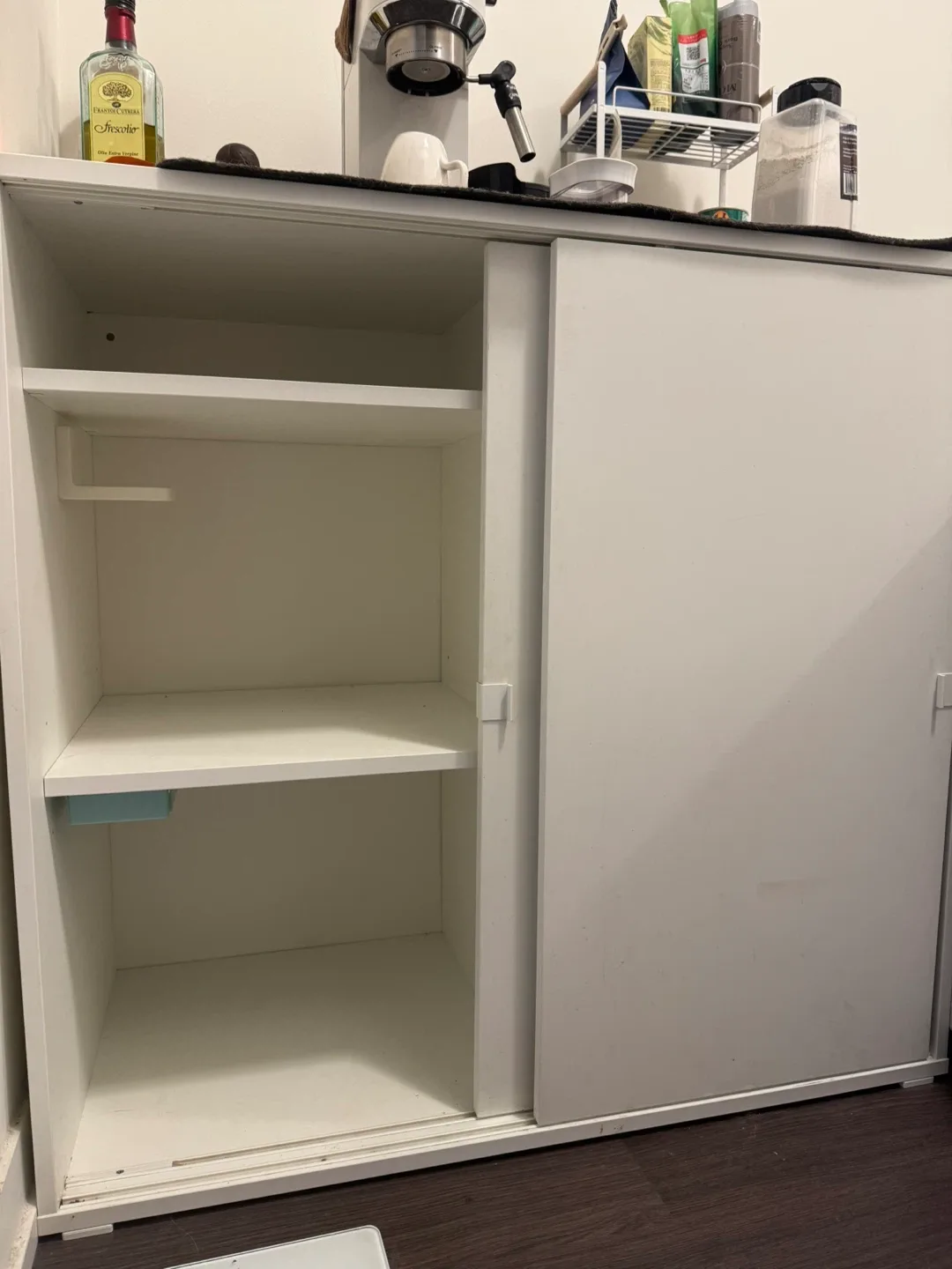 IKEA VIHALS Cabinet with Sliding Doors - White image indicator(2)