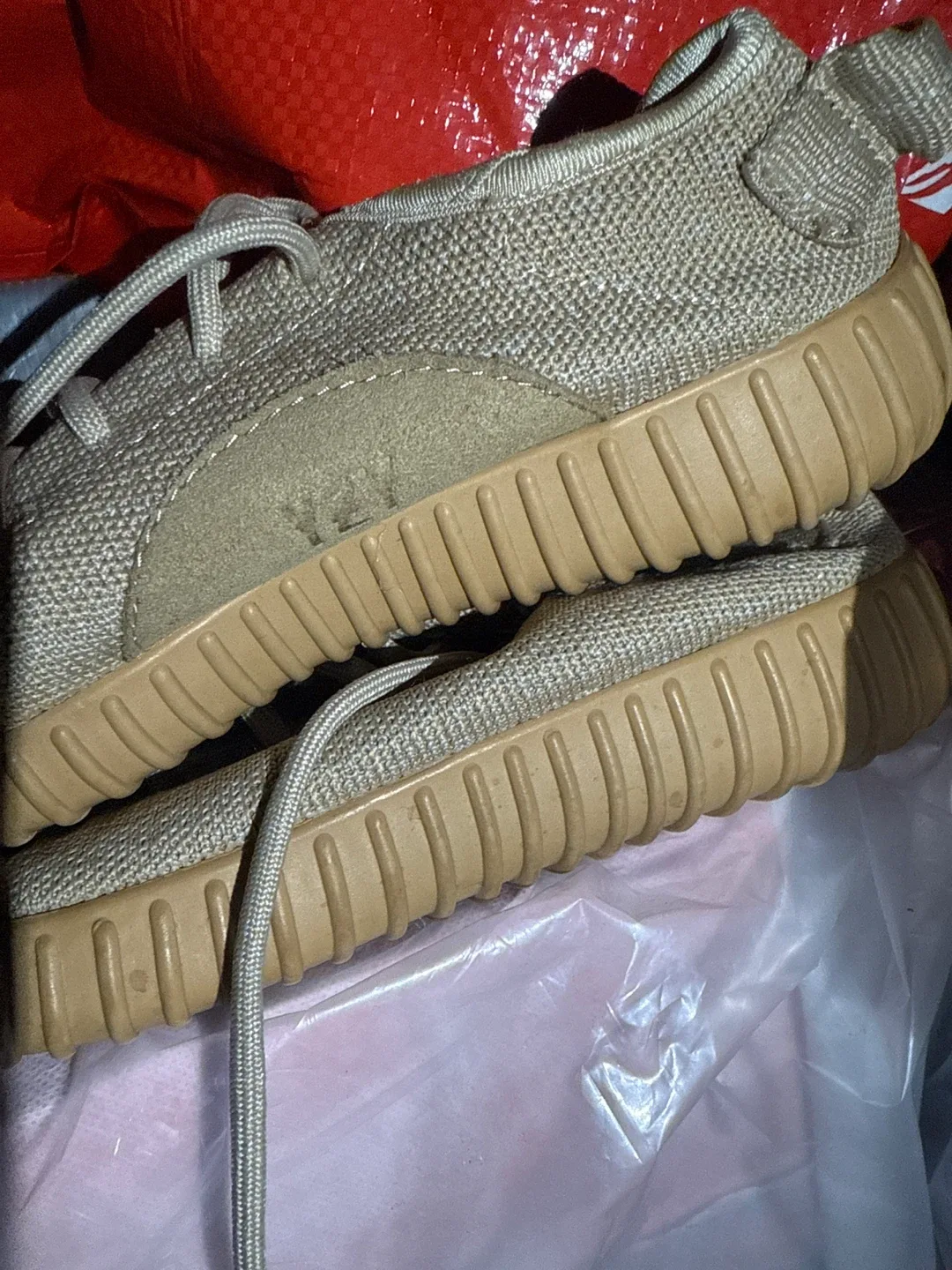 Size 6 Adidas Yeezy Boost 350 V2 Tan image indicator(3)