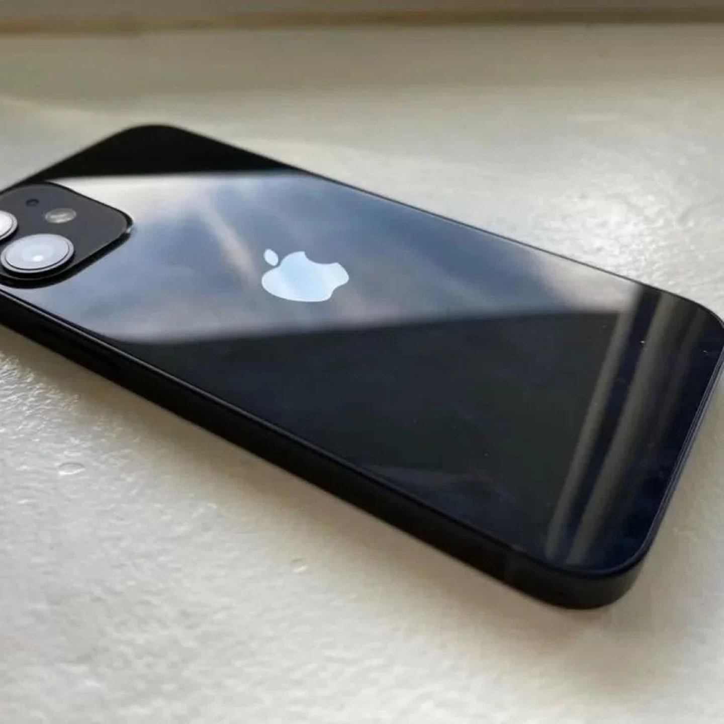 Apple iPhone 12 Black