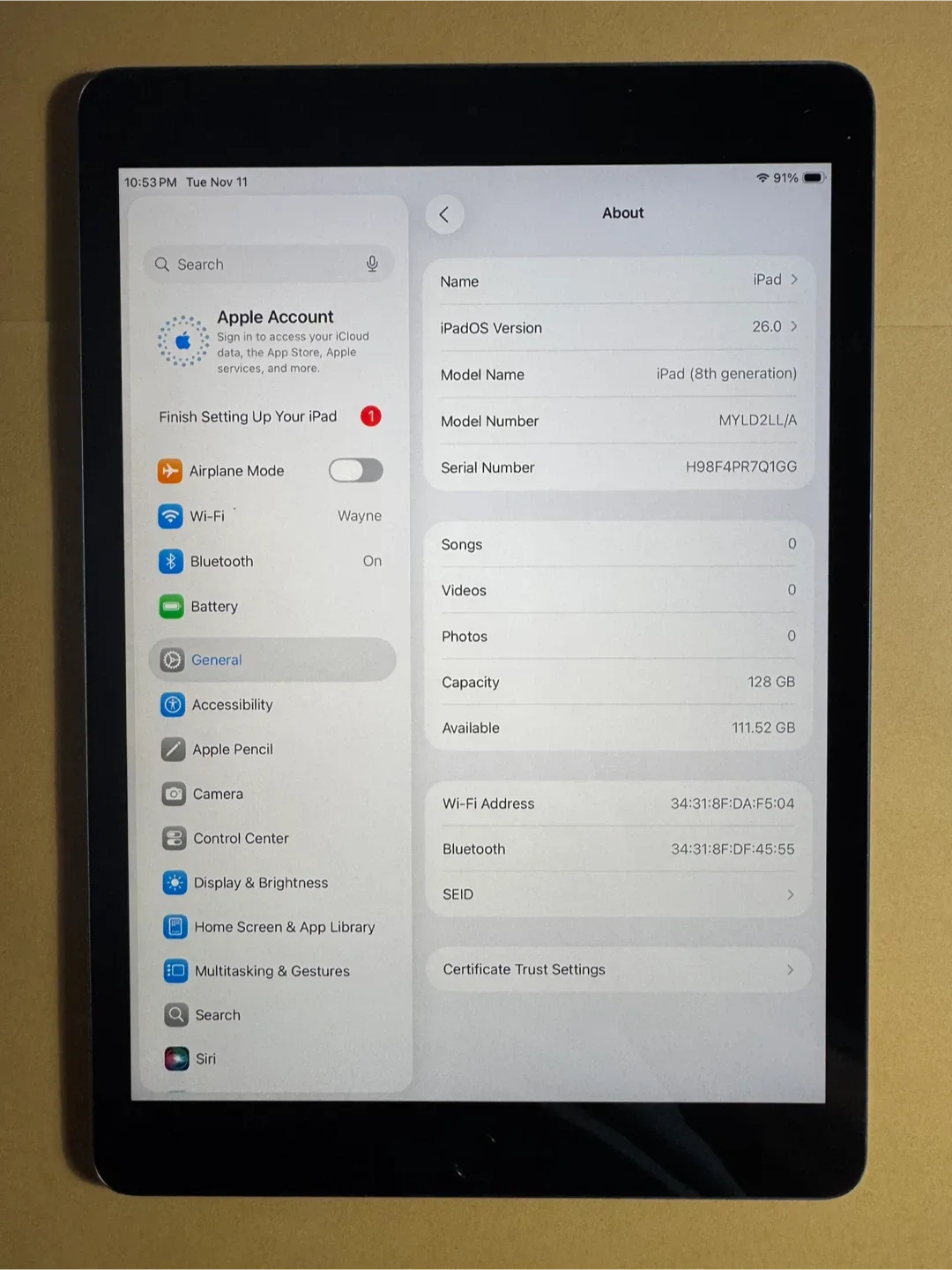 Apple iPad 8th Gen 128GB 2020 White/Gold image indicator(4)