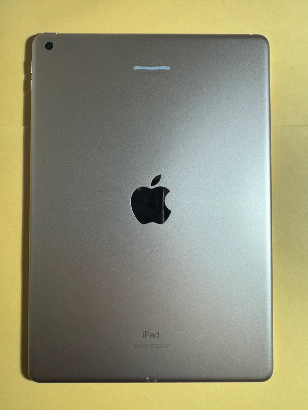 Apple iPad 8th Gen 128GB 2020 White/Gold image indicator(7)