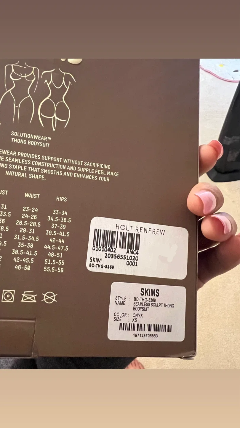 SKIMS Seamless Sculpt Thong Bodysuit BRAND NEW image indicator(2)