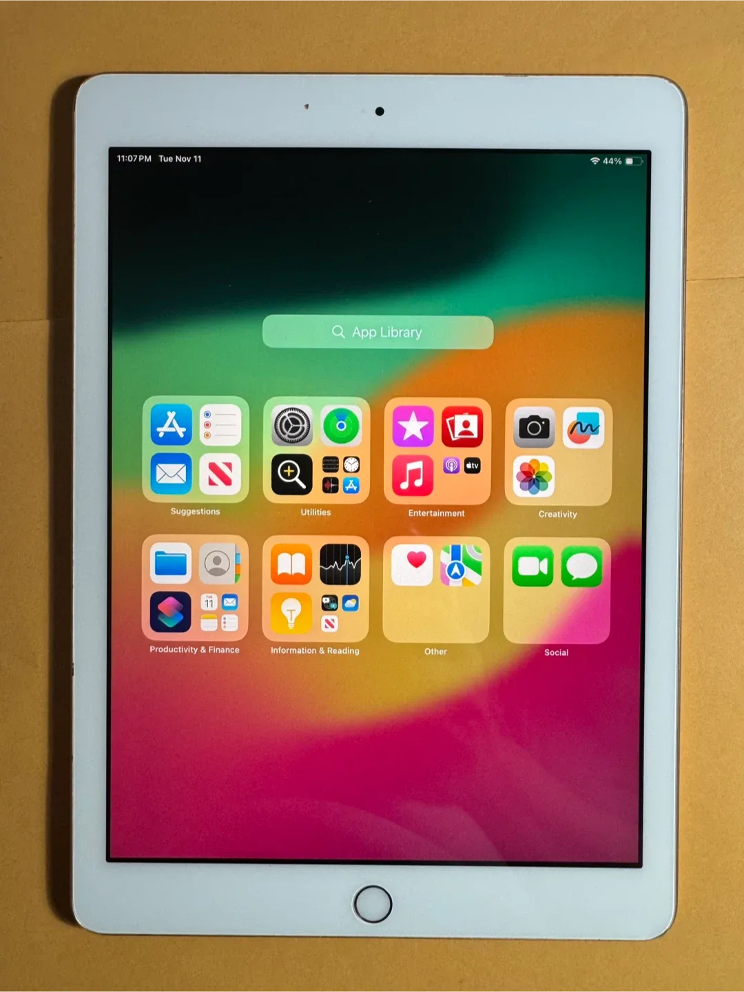 Apple iPad 6th Gen 128GB 2018 image indicator(5)