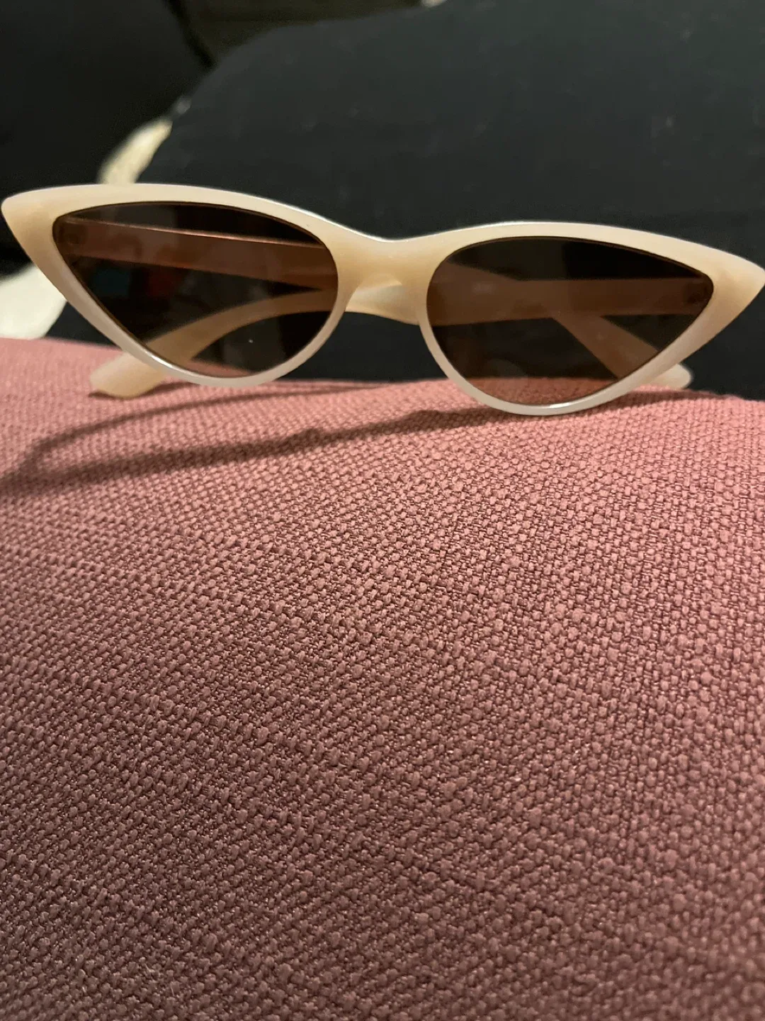 Cat Eye Sunglasses - Cream