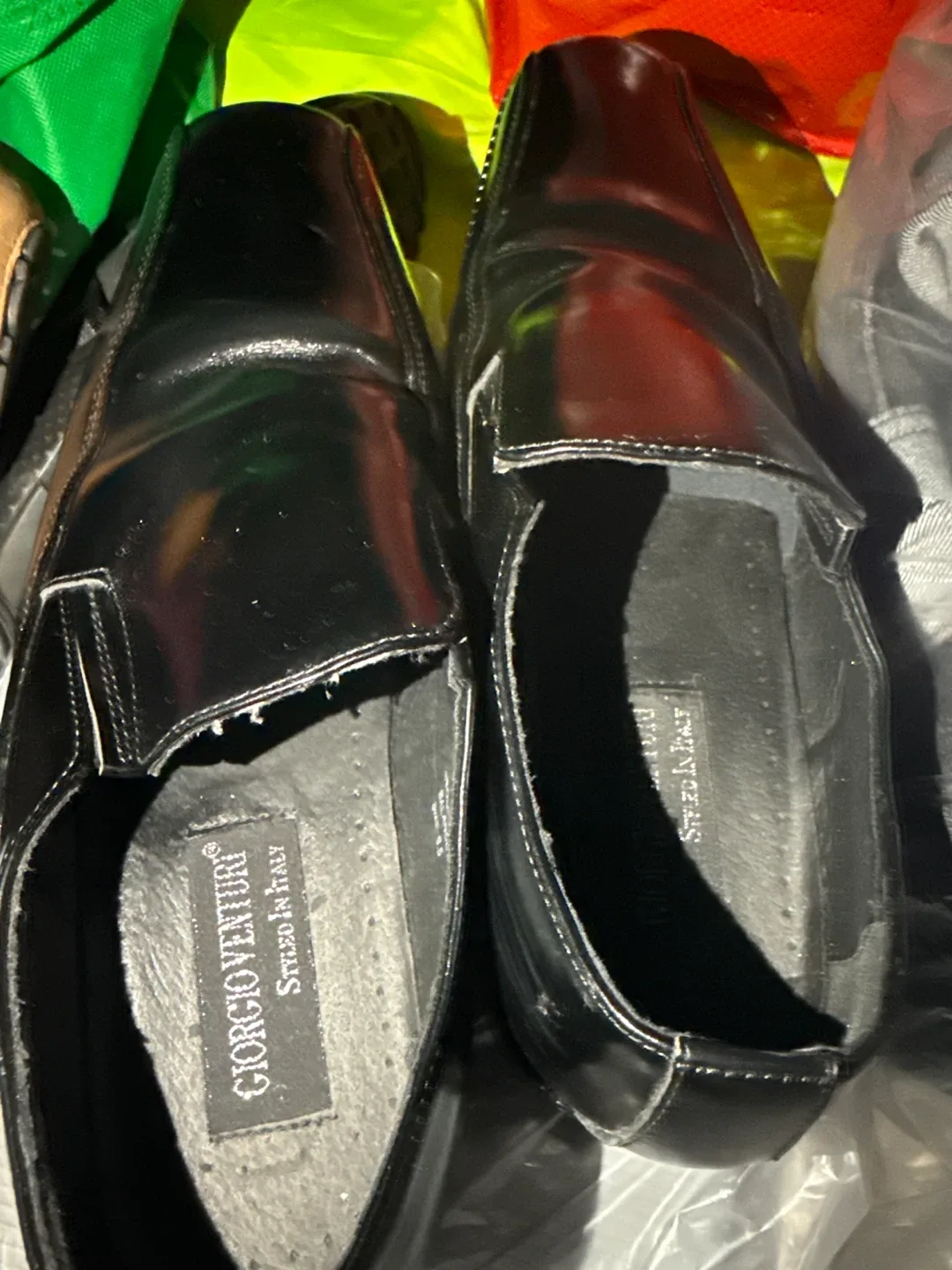 Giorgio Venturi Black Leather Shoes Size 9.5 image indicator(2)