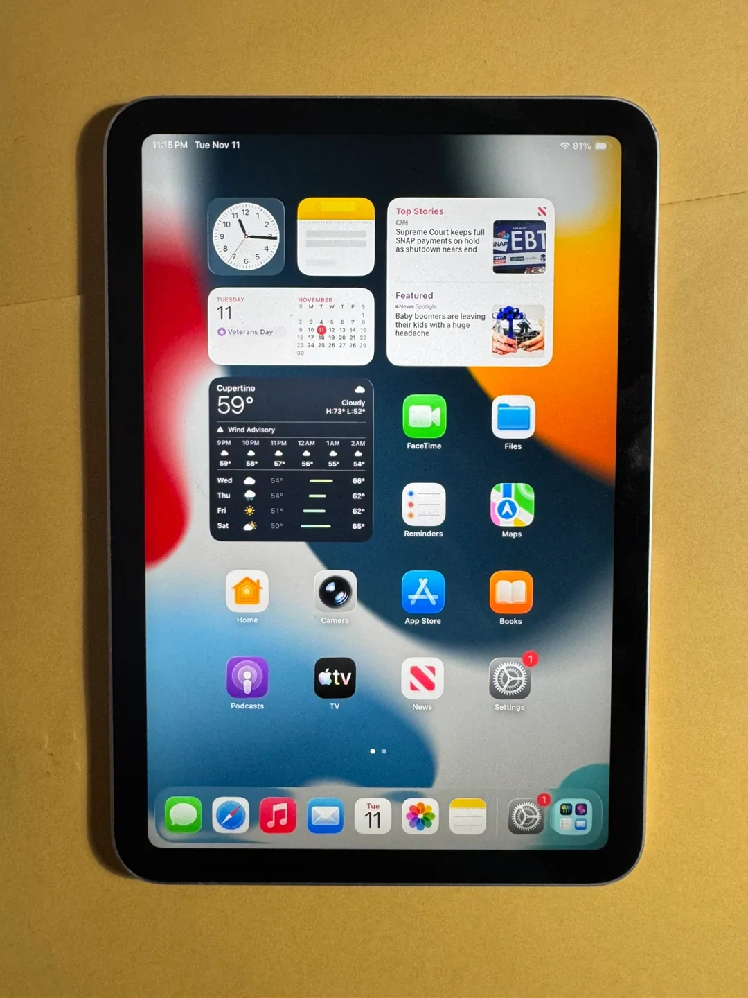 Apple iPad mini 6th generation, 64GB image indicator(2)