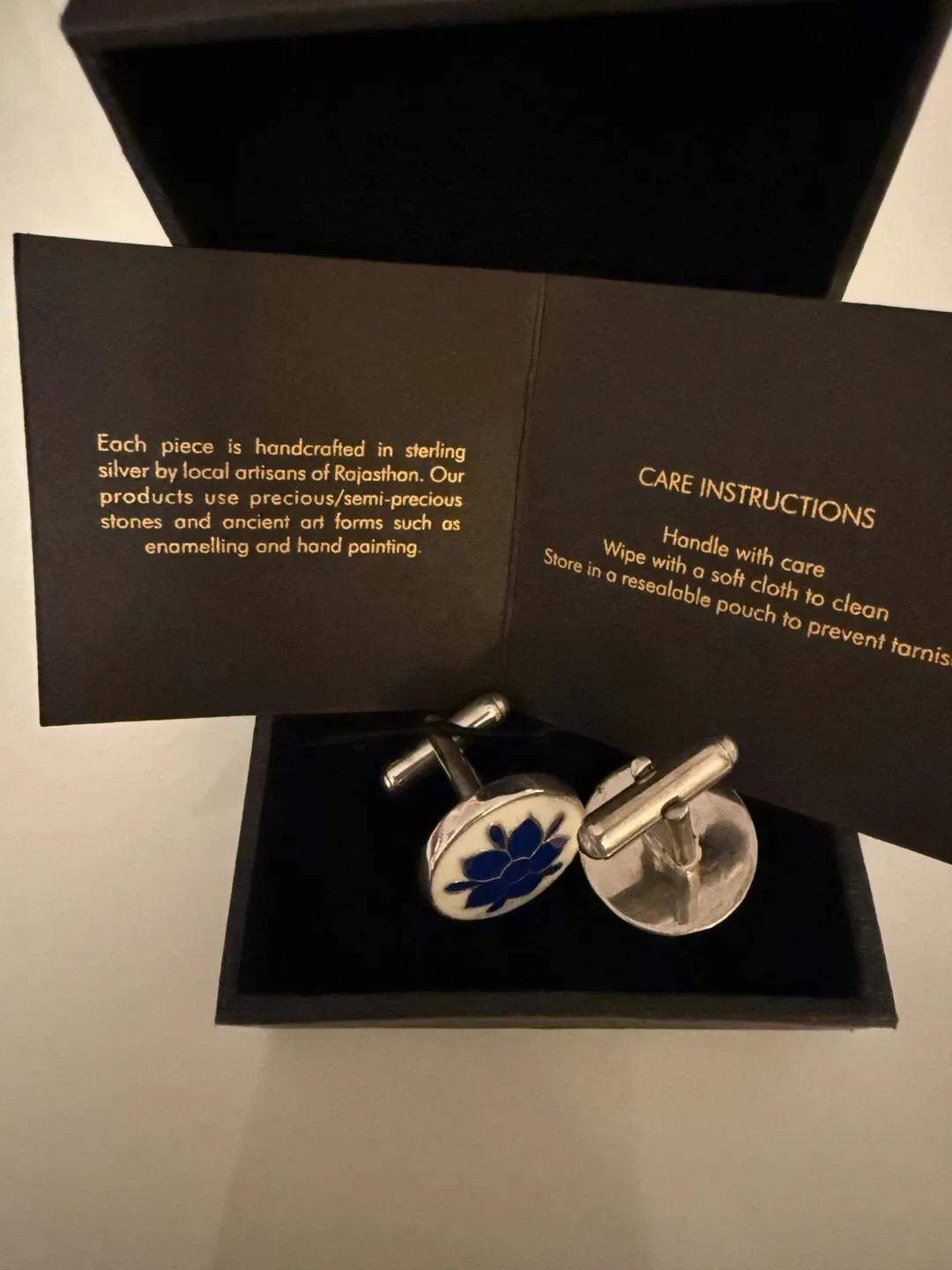 Kesya Sterling Silver Cufflinks image indicator(2)