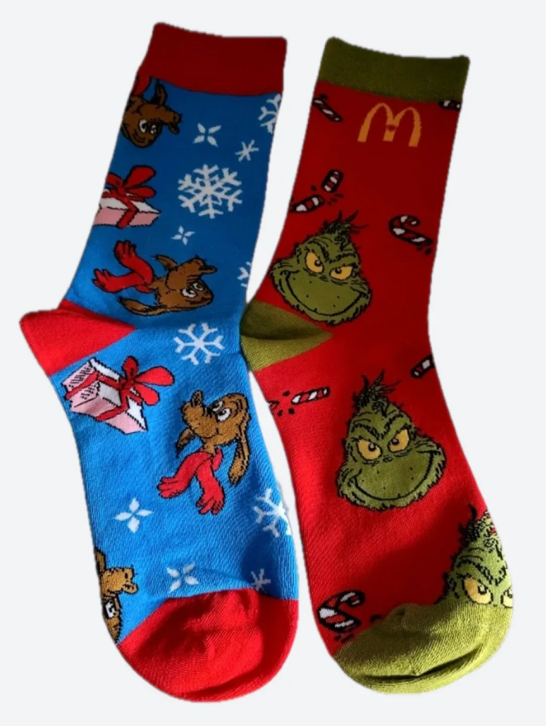 McDonald's Grinch Socks + Free  Grinch PEN image indicator(4)