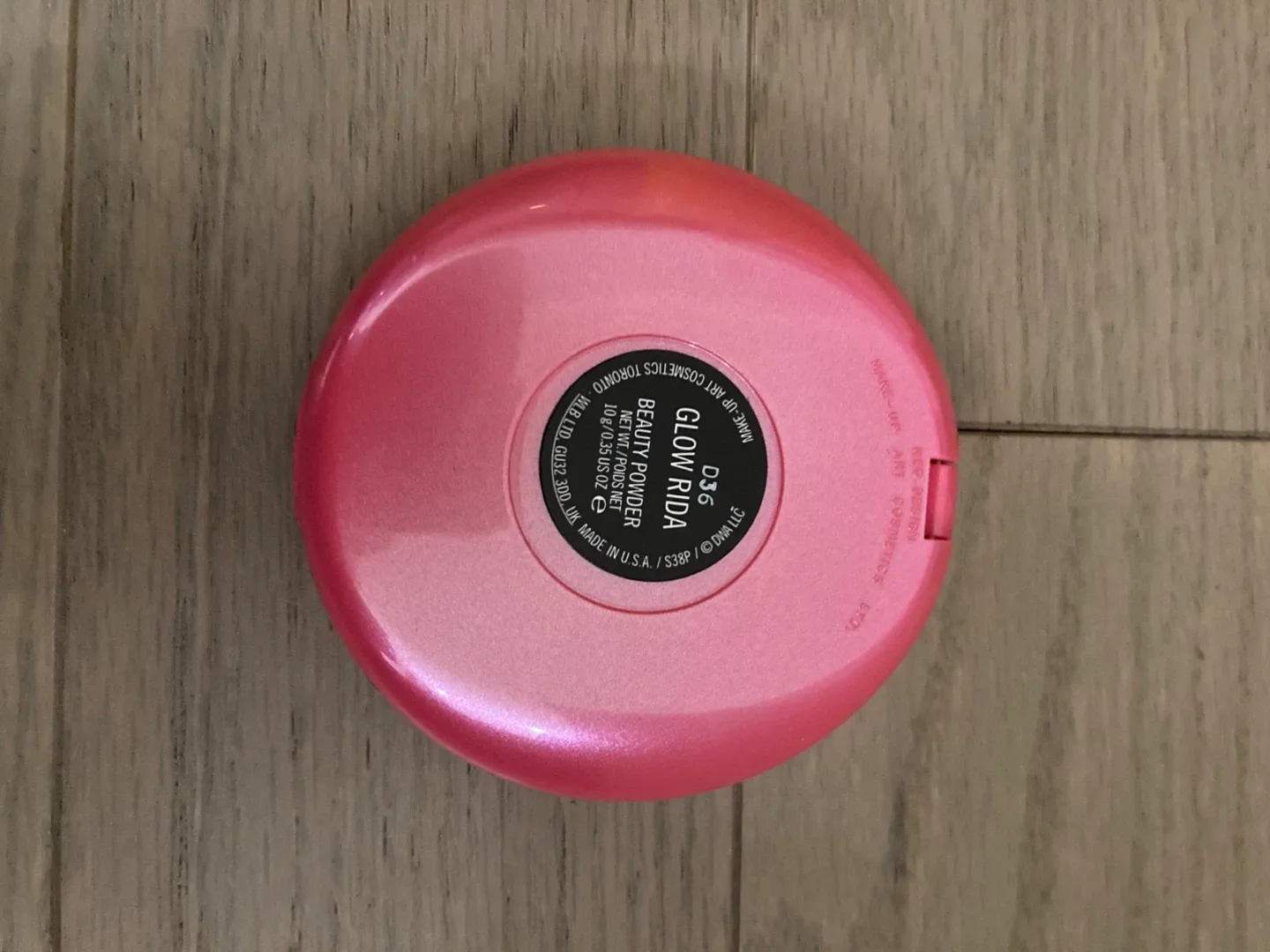 🥕 MAC Trolls Beauty Powder - New! image indicator(4)