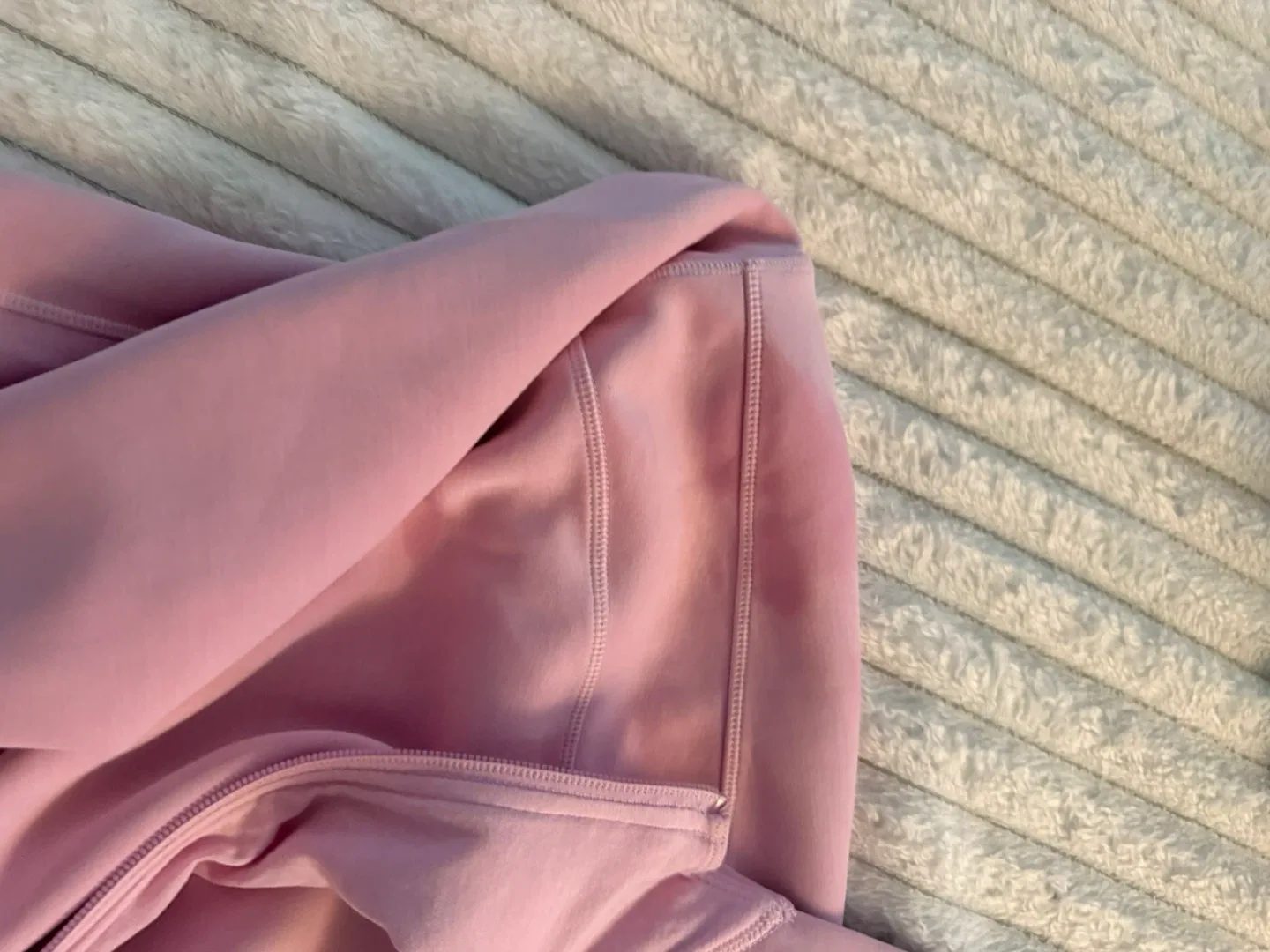 Lululemon Scuba Oversized Funnel Neck - Pink image indicator(2)