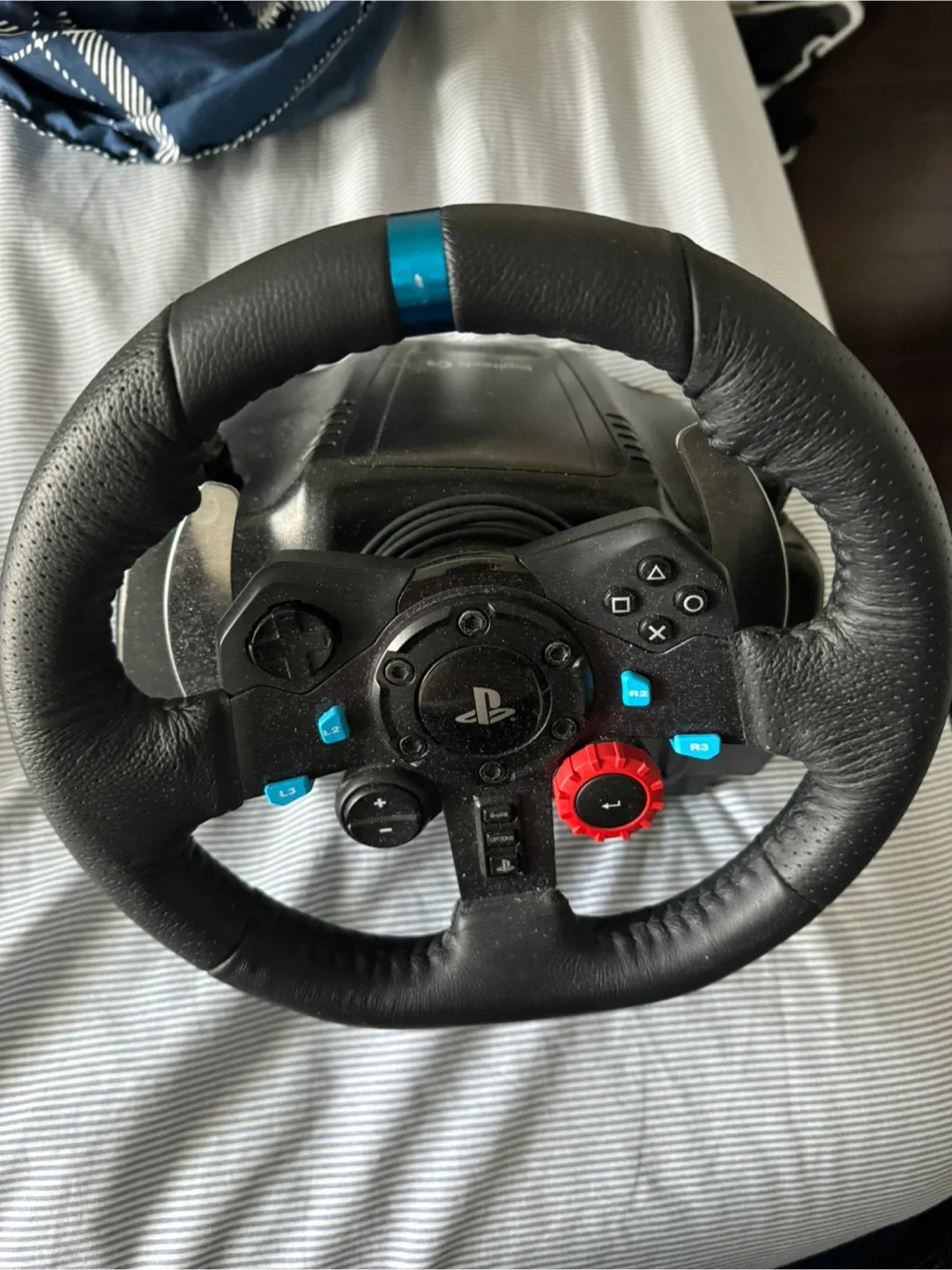 Logitech G29 Racing Wheel image indicator(4)