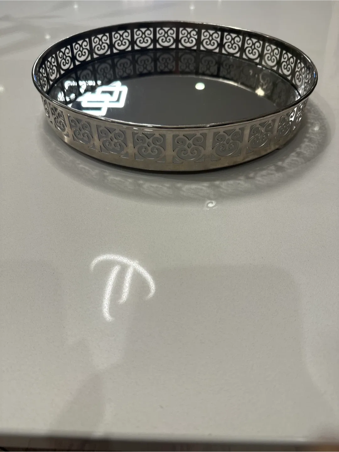 Silver Decorative Mirrored Tray🥕 image indicator(2)