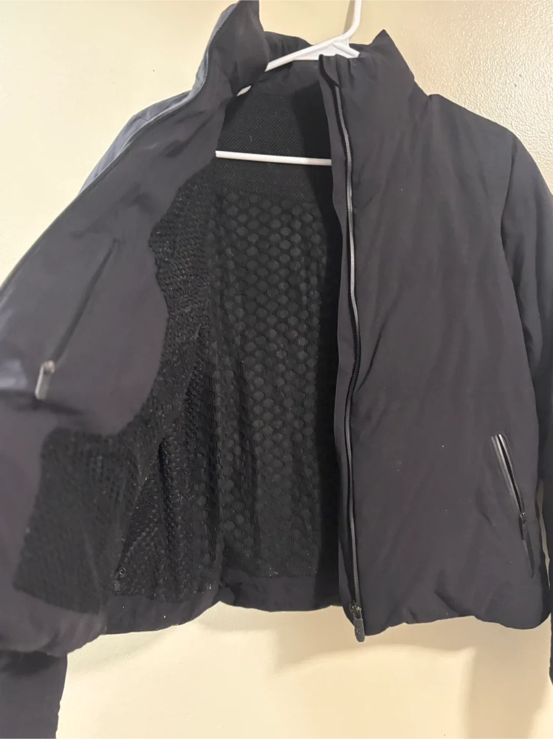 Lululemon Wunder Puff Jacket, Size Small image indicator(2)