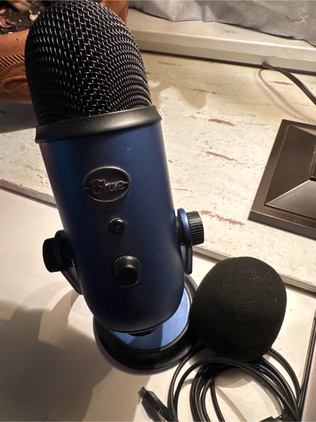 Blue Yeti USB Microphone image indicator(5)