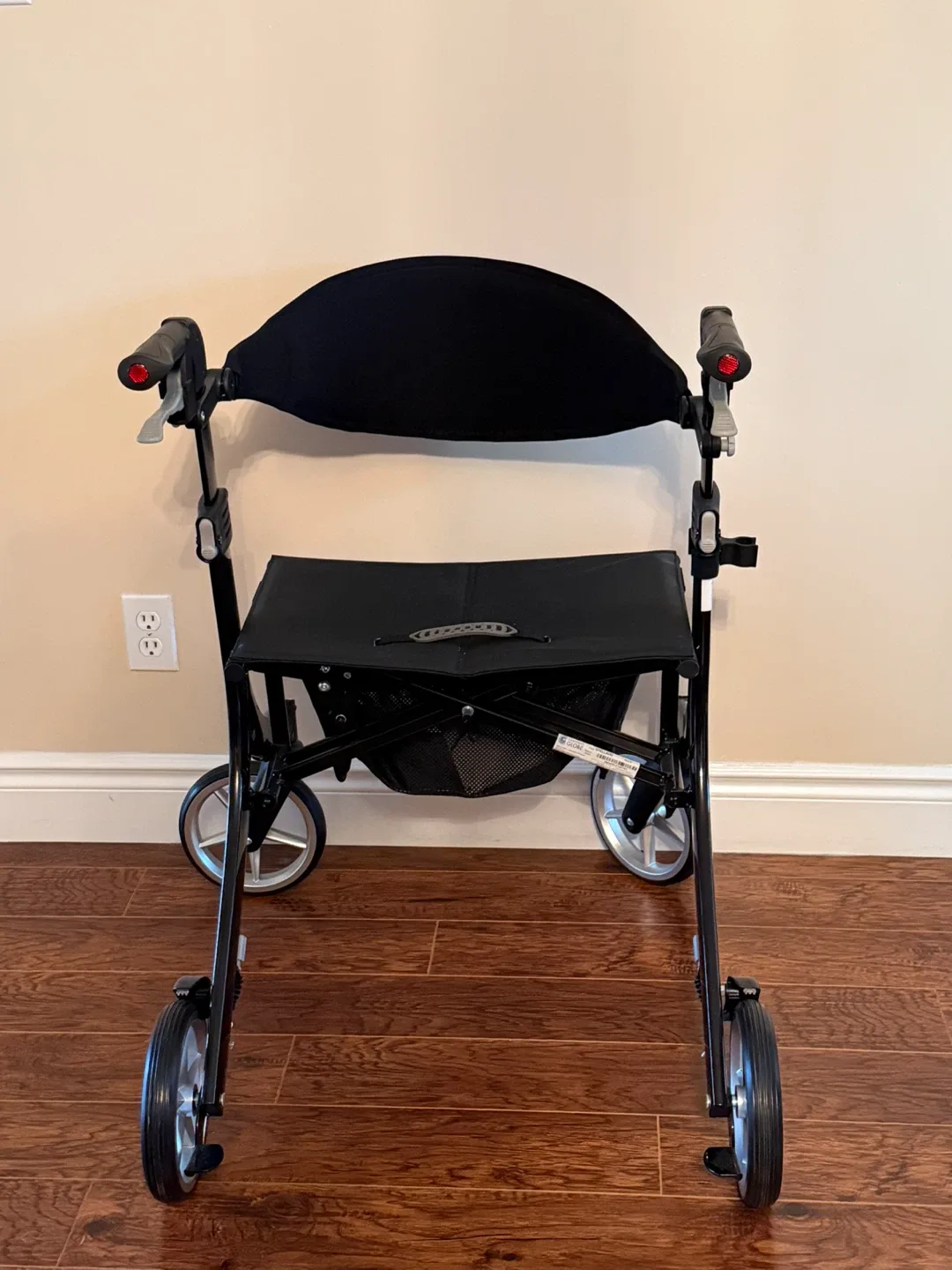 Stella Stand & Go Walker - Black image indicator(2)