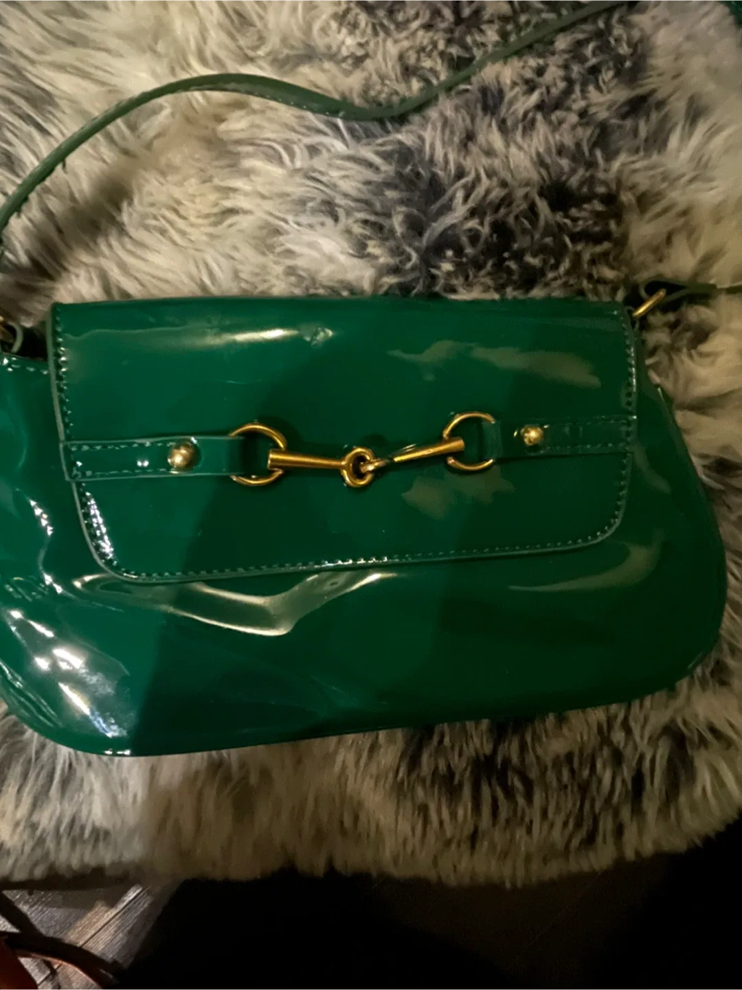 Green Patent Leather Shoulder Bag image indicator(3)