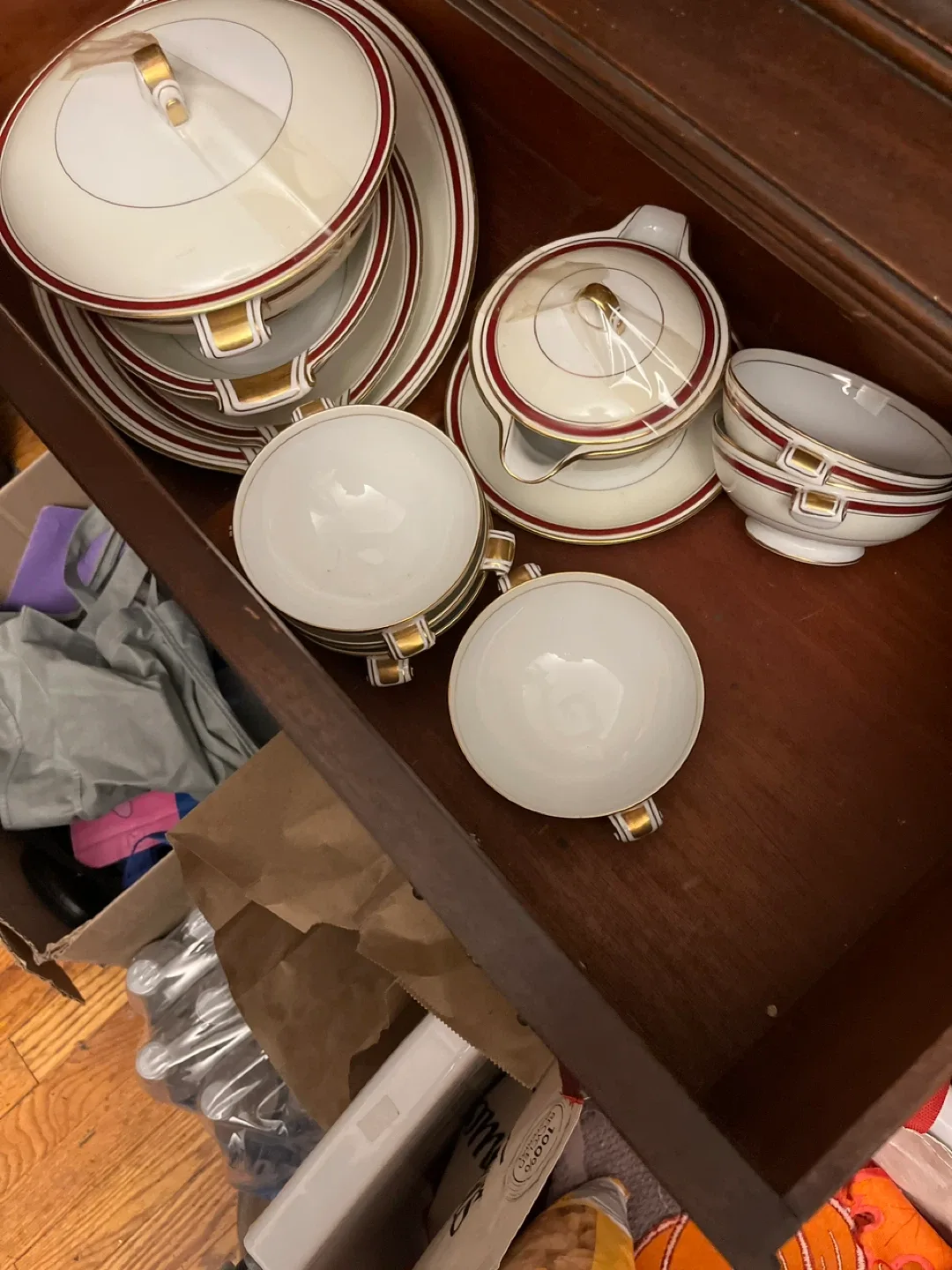 Royal Embassy China - Newkirk Set image indicator(7)