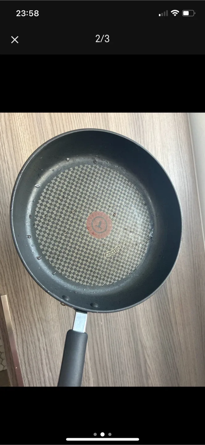 T-Fal Ultimate Hard Anodized Nonstick 12-Inch Fry Pan image indicator(2)