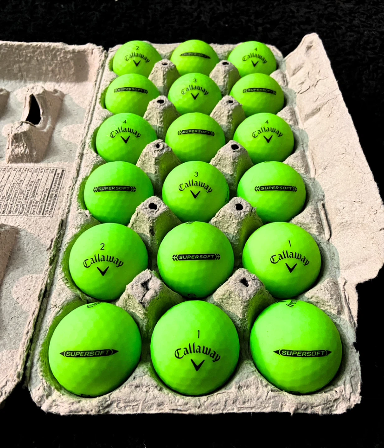 18 Callaway Supersoft Green Matte Golf Balls