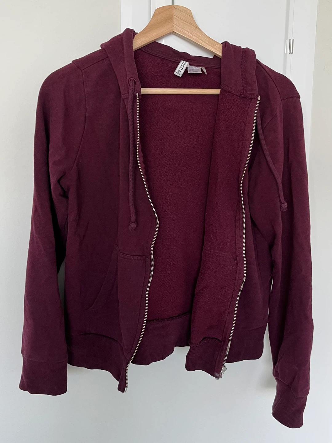 H&M Burgundy Zip-Up Hoodie - photo 2