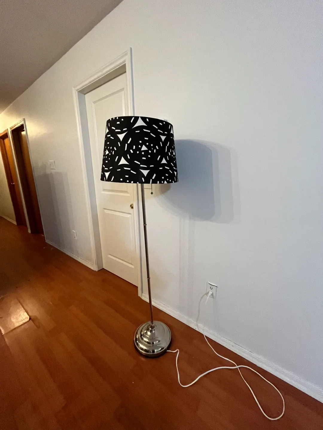 IKEA Floor Lamp - Black & White Patterned Shade image indicator(5)