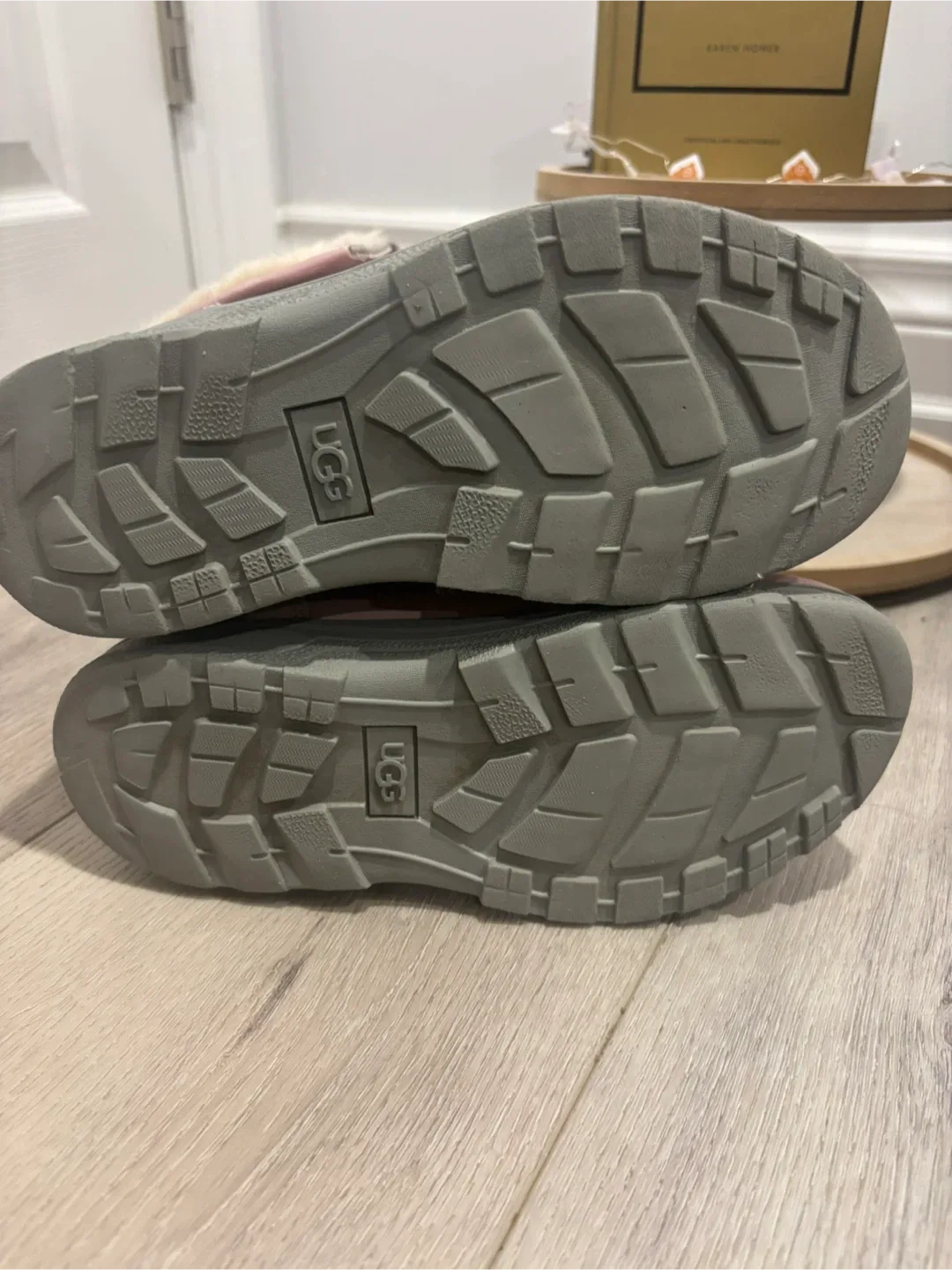 UGG Pink Leather Boots image indicator(7)