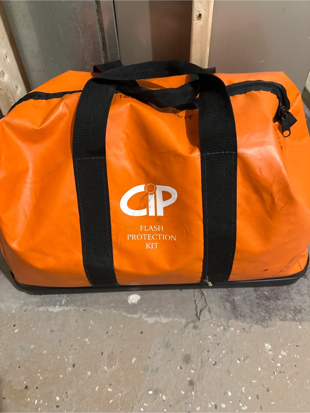 🔌 100 Cal Arc Flash Suit image indicator(2)