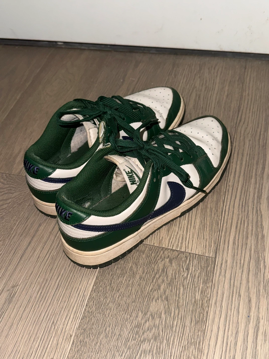 Nike Dunk Low Green/White Sneakers
