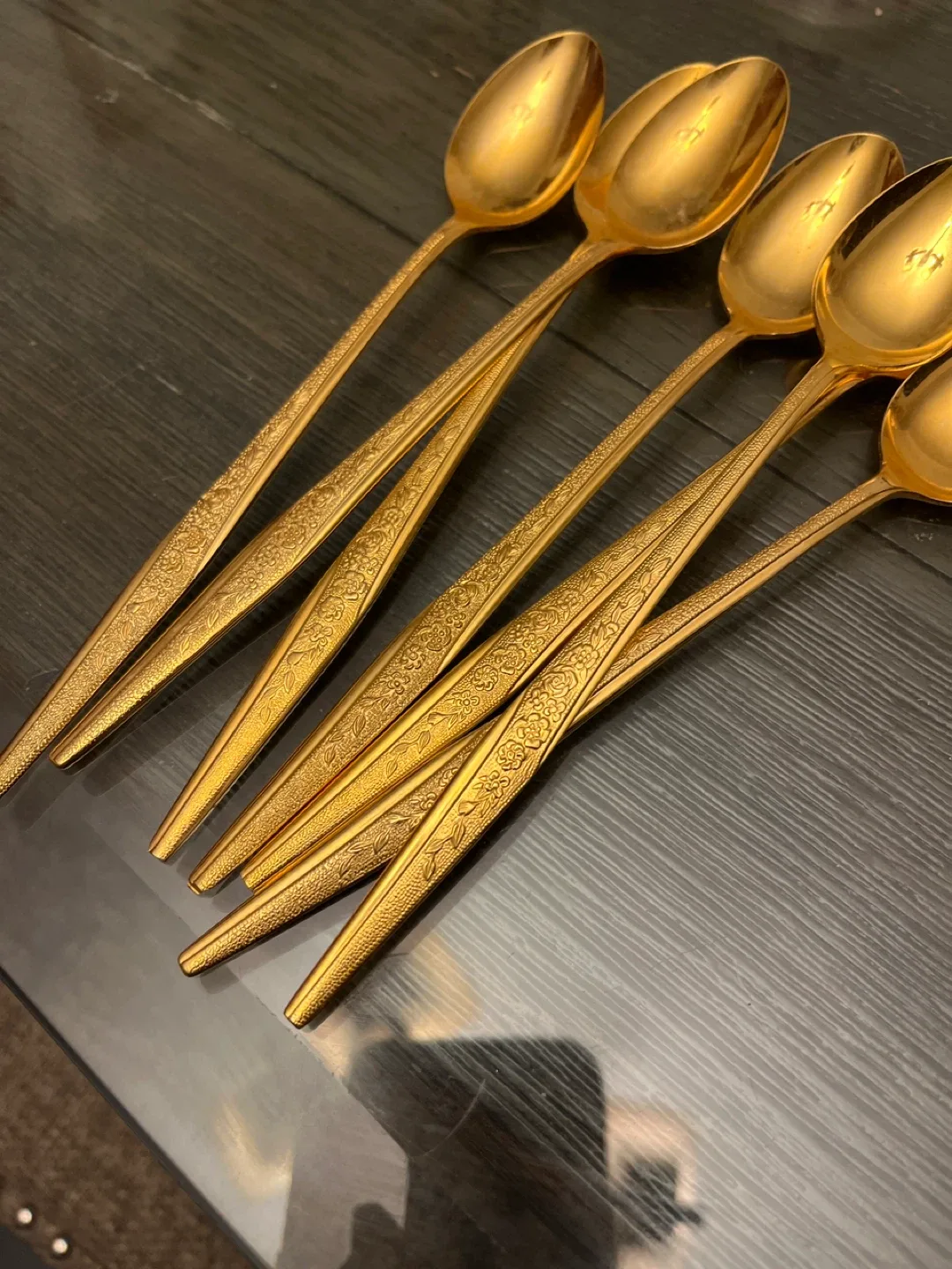 Golden Bouquet Gold-Plated Teaspoons (Set of 7) image indicator(2)