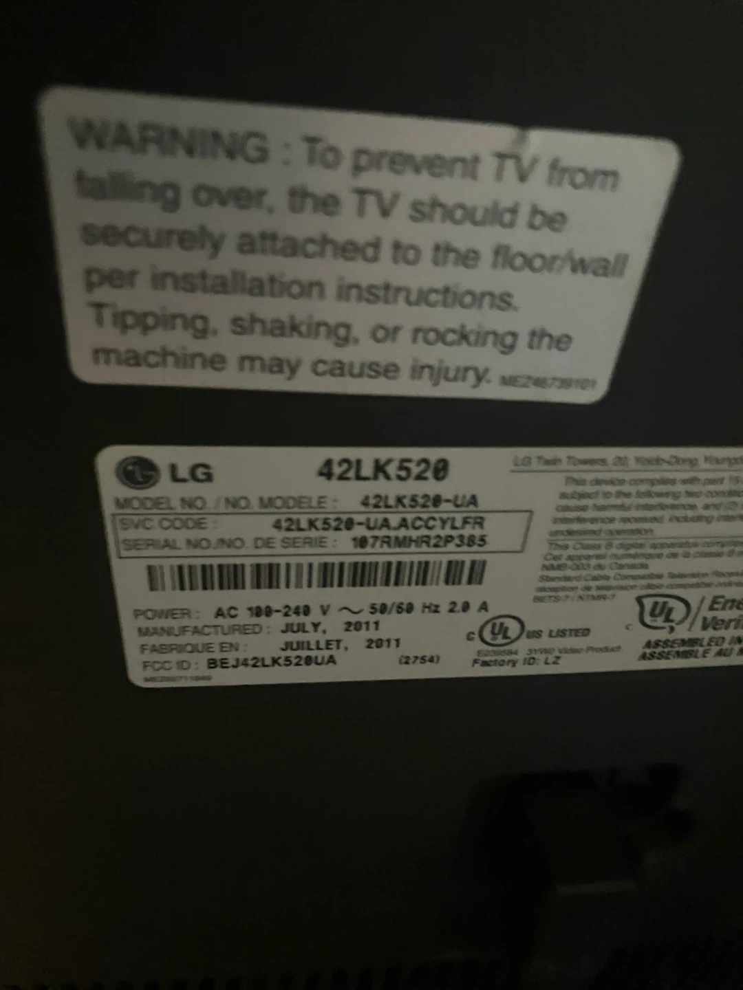 LG 42LK520 42" LCD TV - photo 2